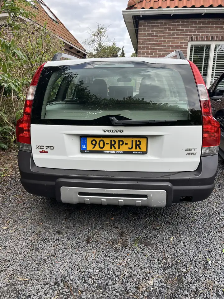 Volvo XC70