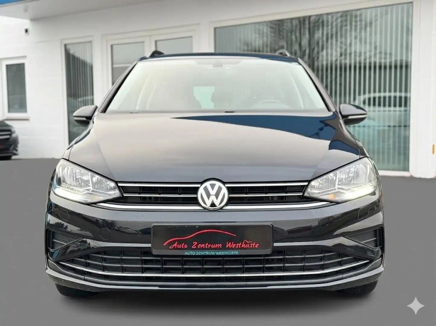 Volkswagen Golf Sportsvan 1.0TSI DSG Comfortline Kamera Navi Negru - 2