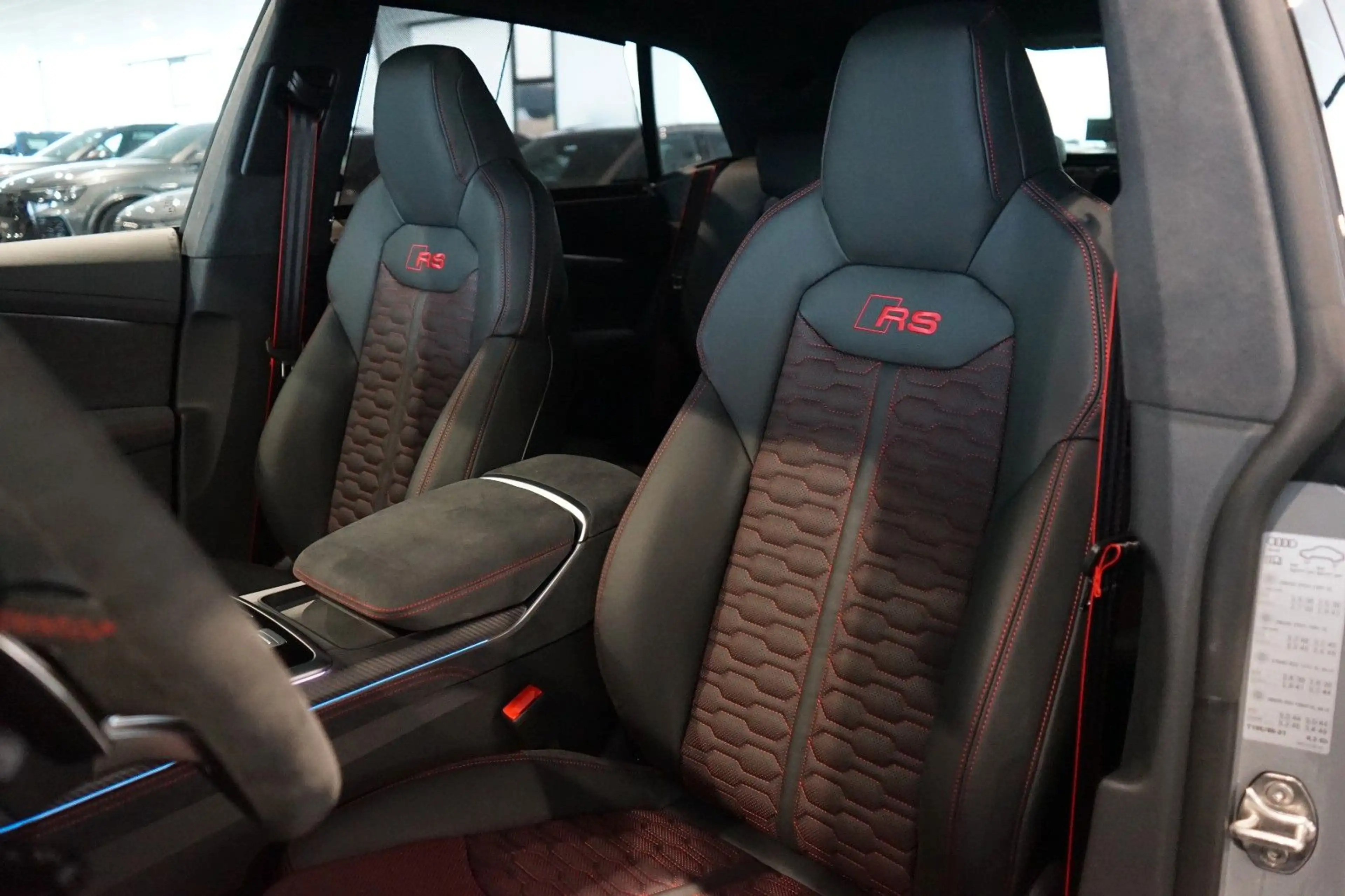 Audi RS Q8 performance | RS-Dynamik+ | Pano | 305 km/h — photo 8