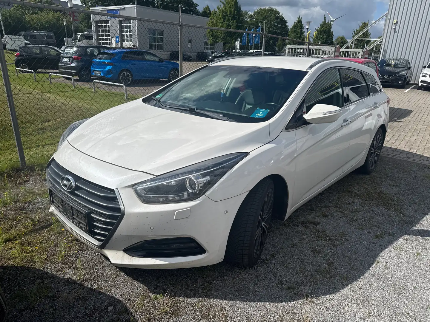 Hyundai i40 Automatik Blanc - 1