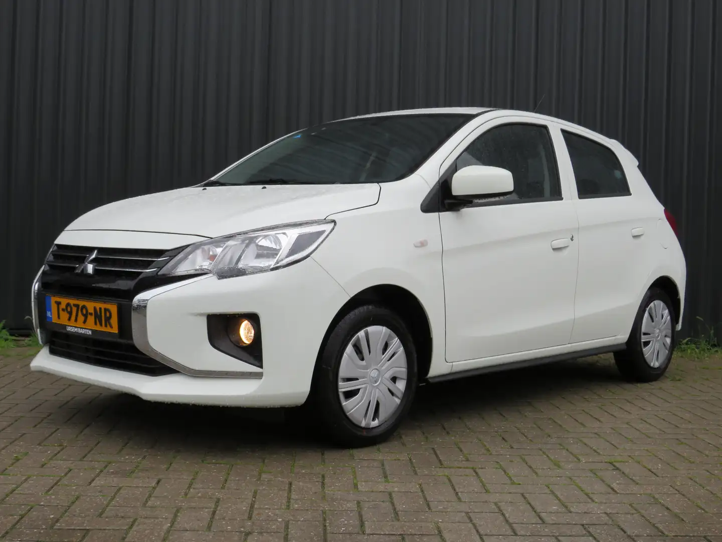 Mitsubishi Space Star 1.2 Connect+ Private Lease € 295,- Wit - 2