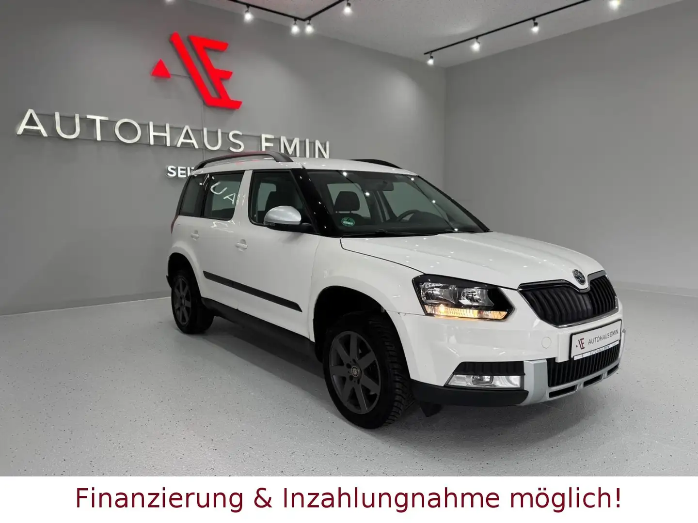 Skoda Yeti 1.2 TSI Active Outdoor Weiß - 1