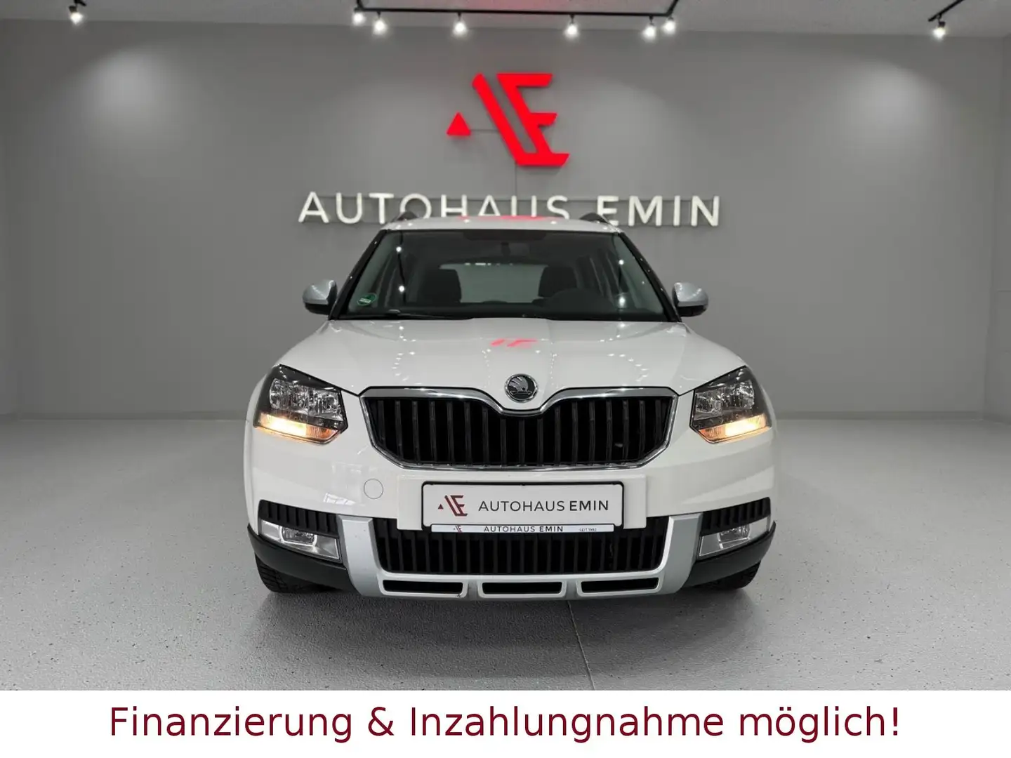 Skoda Yeti 1.2 TSI Active Outdoor Weiß - 2
