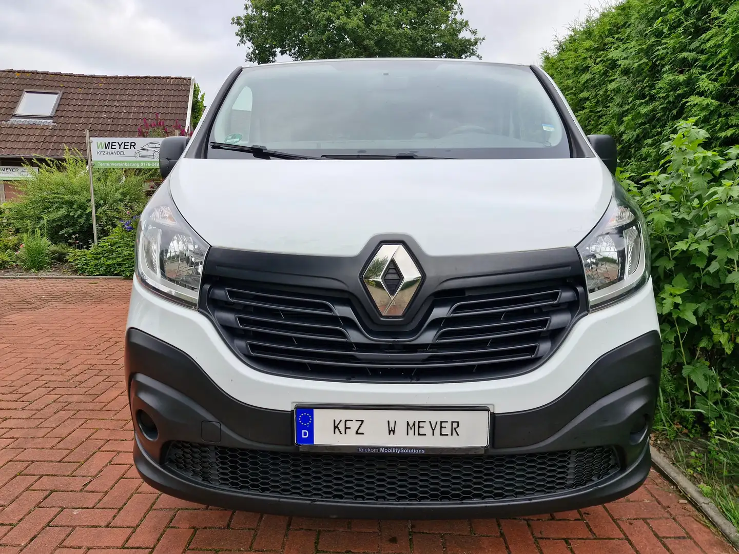 Renault Trafic L2H1 2,9t Komfort, Klima, Navi, StandHz, Bott Einb Weiß - 2