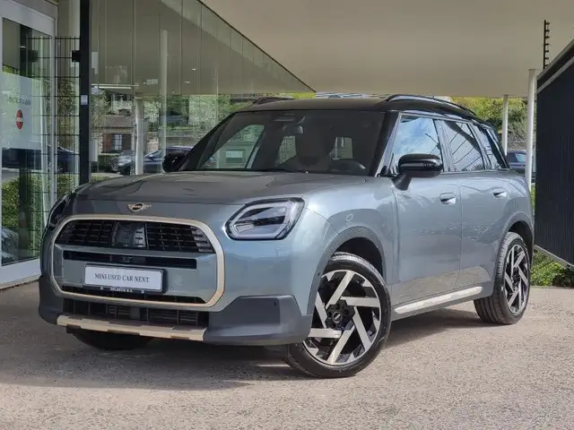 MINI Countryman C Trim Favoured