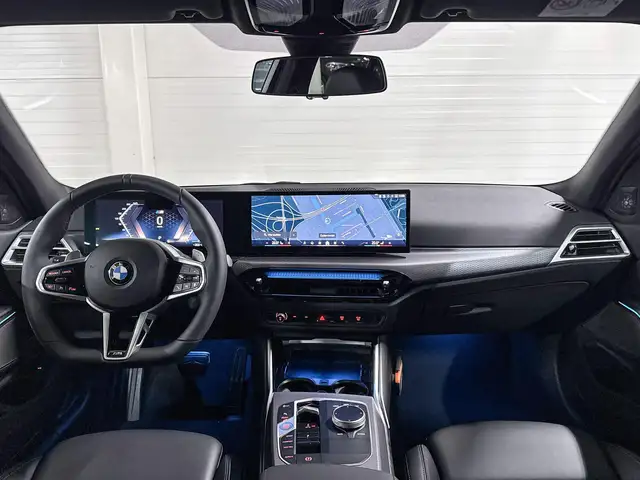BMW 3 Series view 10
