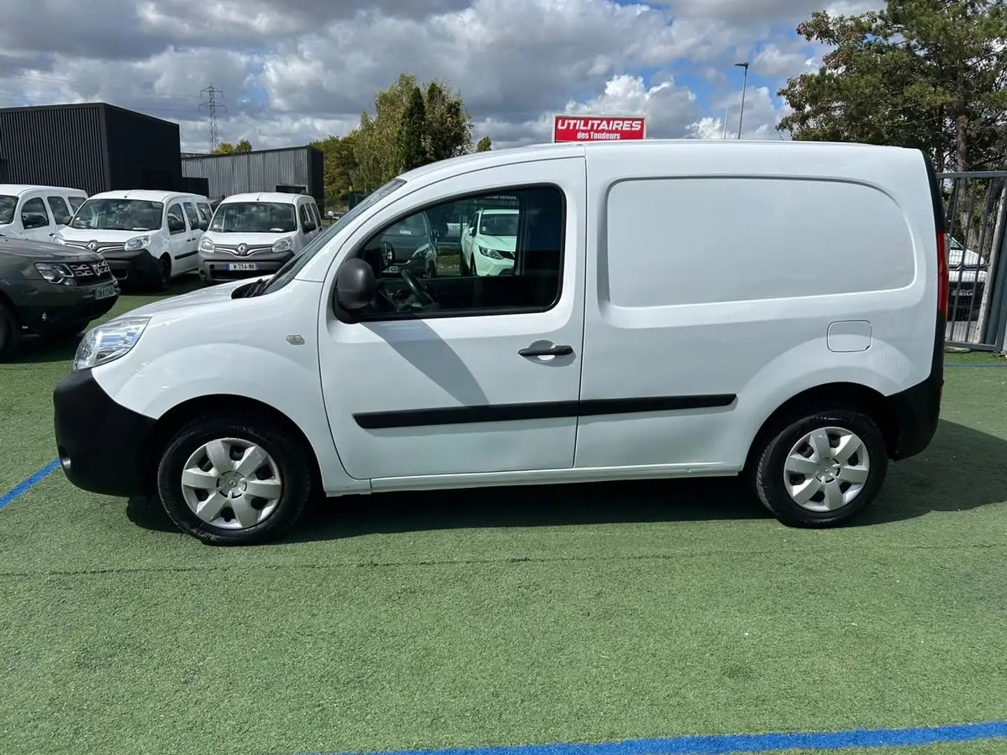 Renault Kangoo (6.650 HT) 1.5 dci 95ch Grand Confort 3 places Blanc - 2