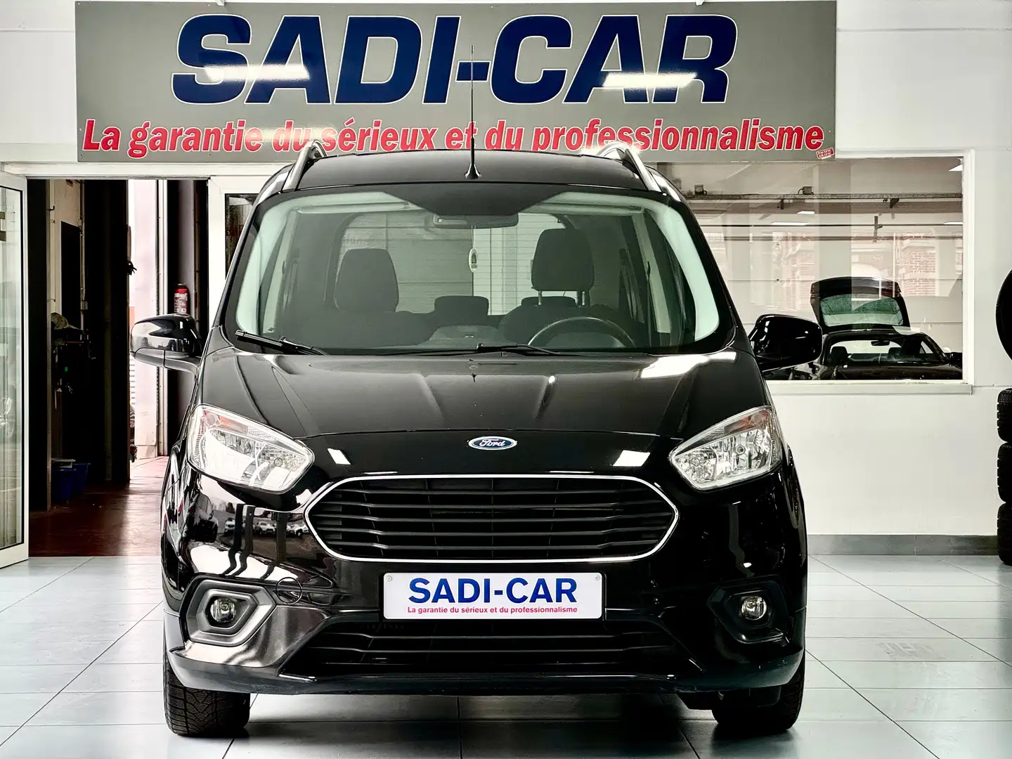 Ford Transit Courier Tourneo Courier 1.5 TDCi - Titanium S/S - 5 PLACES Noir - 2