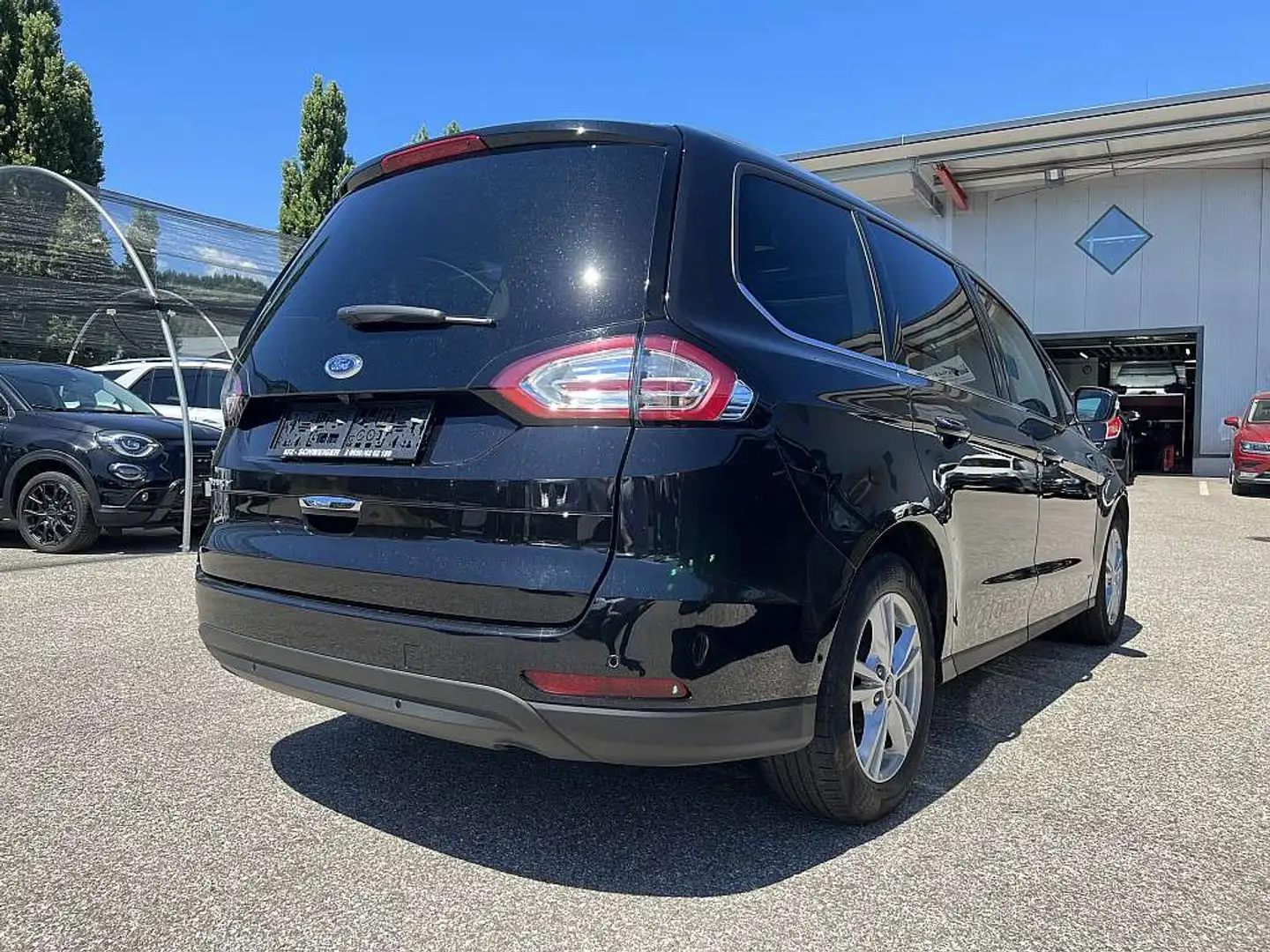 Ford Galaxy Galaxy 2,0 AWD Aut, Titanium, Leder, Panorama, VOLLAUSSTATTUNG-Vorsteuerabzug Schwarz - 2