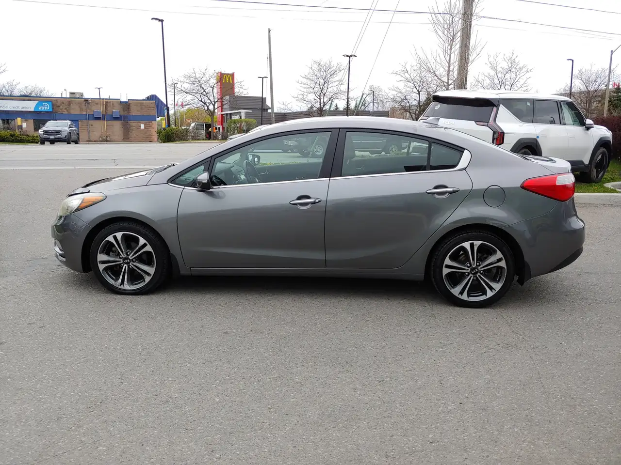 Kia Forte fotografie Kia Forte