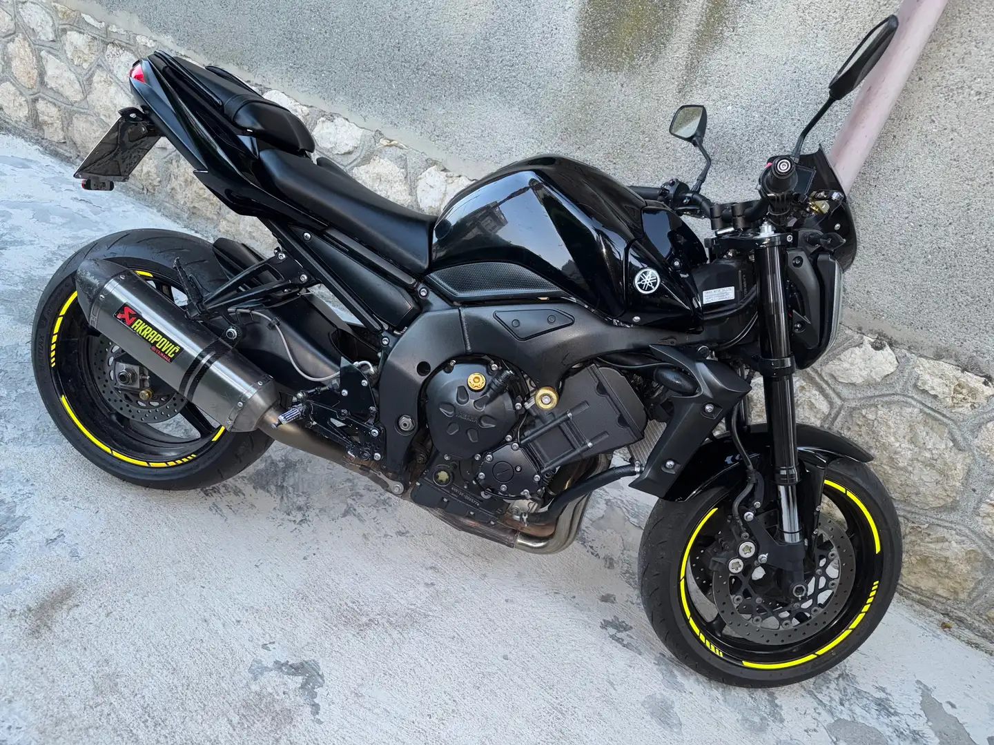 Yamaha FZ 1 Noir - 1