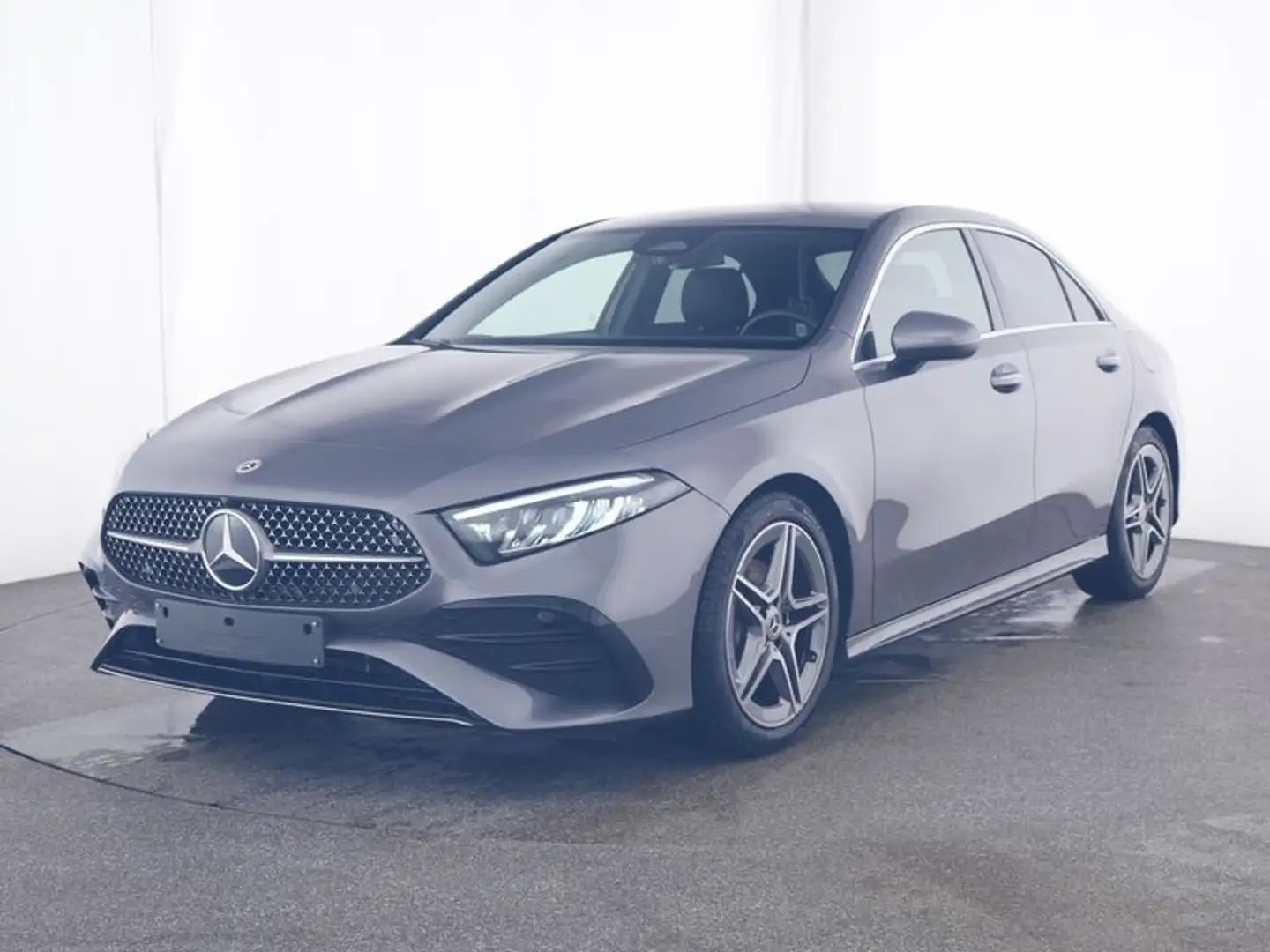 Mercedes-Benz A 200 *Limousine AMG Advanced LED Kam Ambie Lim Grijs - 2