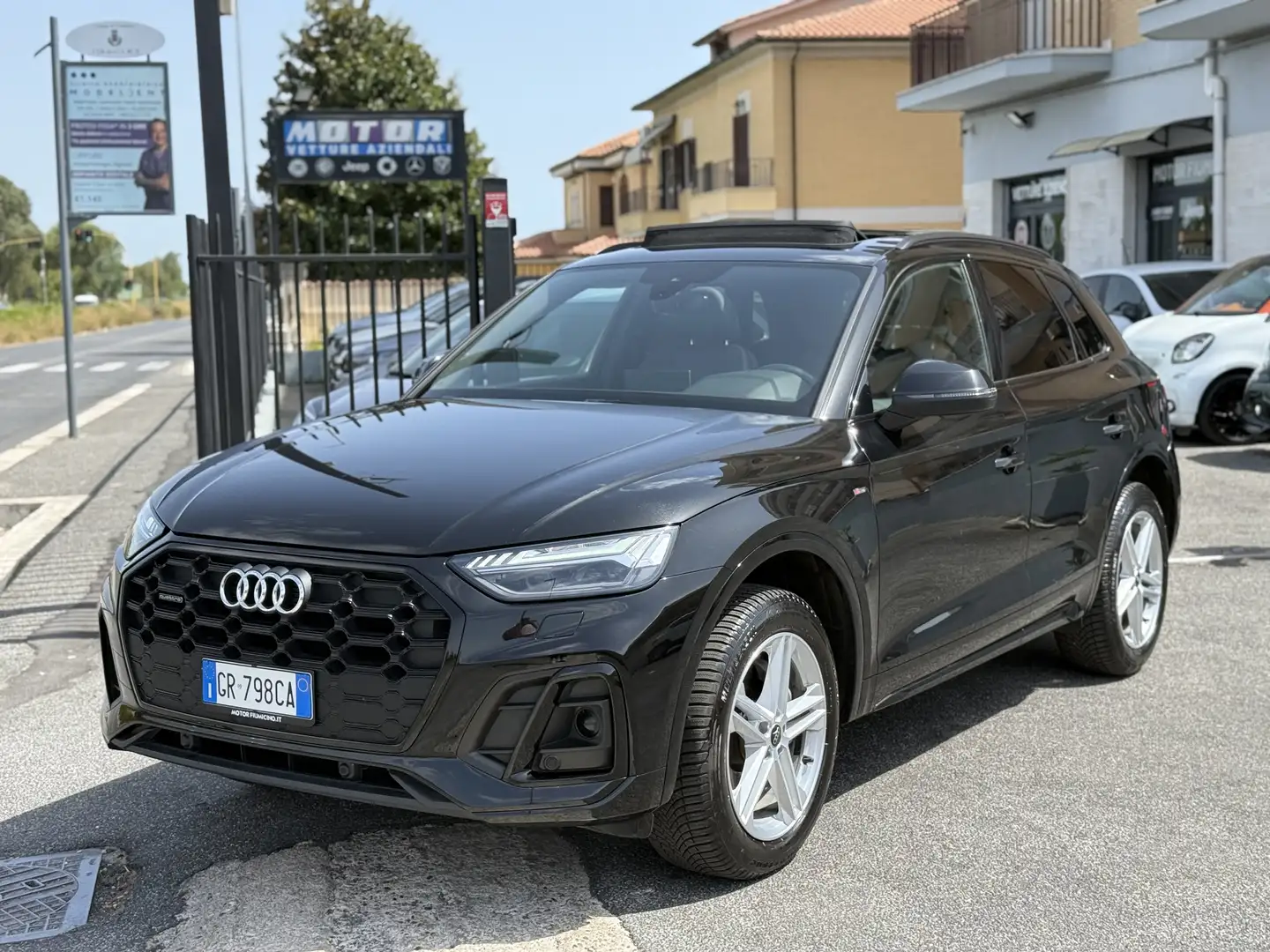 Audi Q5 40 2.0 TDI 204cv mhev S line Quattro Stronic TETTO Schwarz - 1