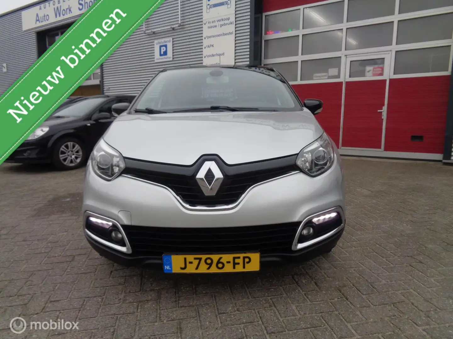 Renault Captur 1.2 TCe Dynamique/AUTOMAAT/Airco/Ecc/PDC/Key Less/ Grijs - 2