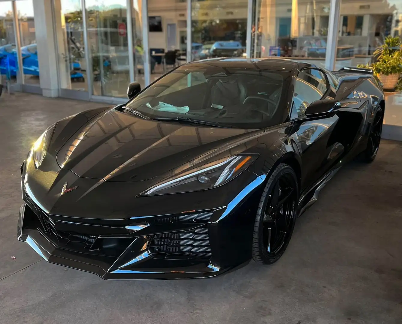 Corvette C8 Cabrio E-Ray 3LZ Werksgarantie Negro - 1