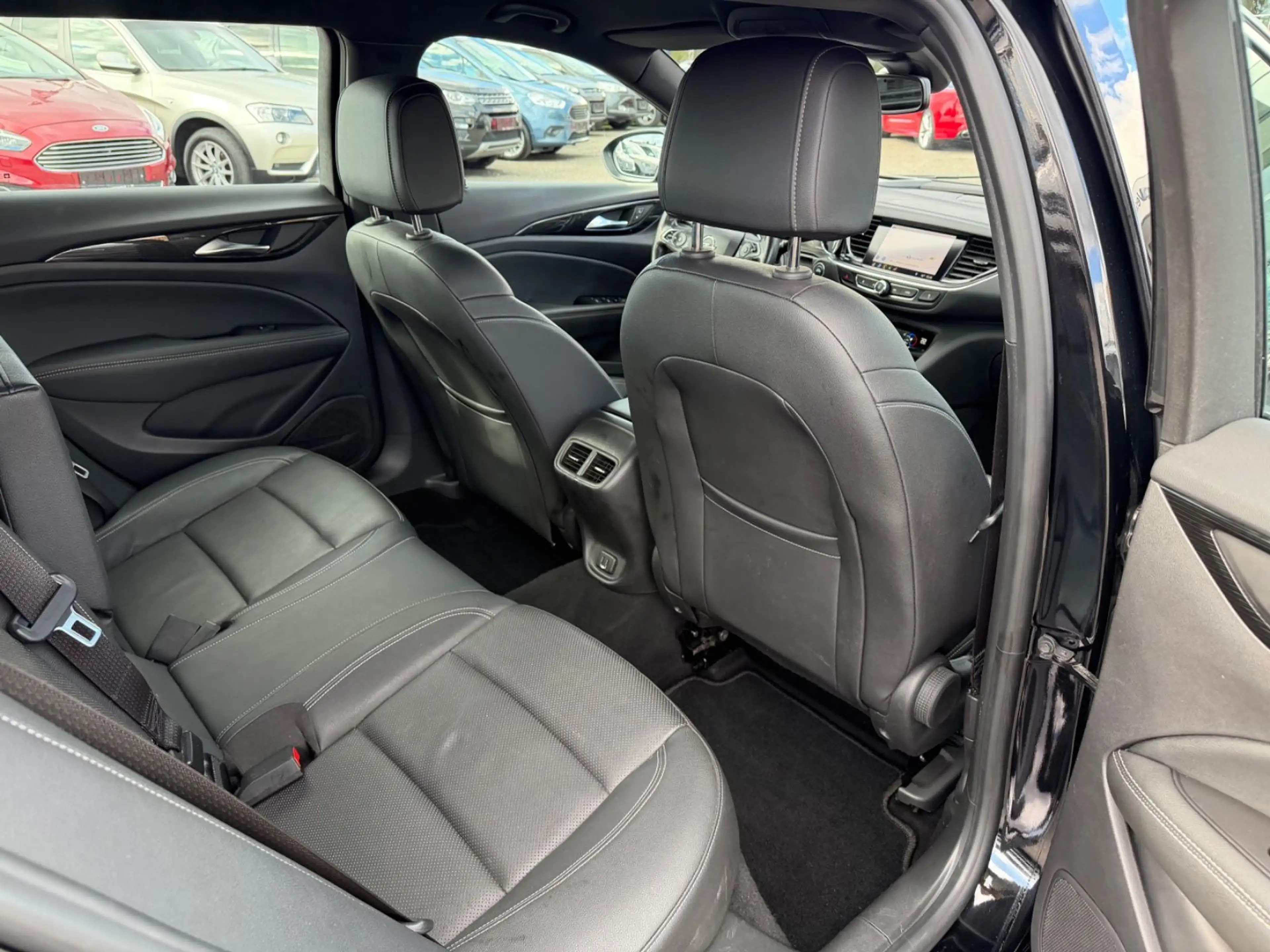 Opel Insignia B Sports Tourer Business 4x4 Headup LED — photo 11