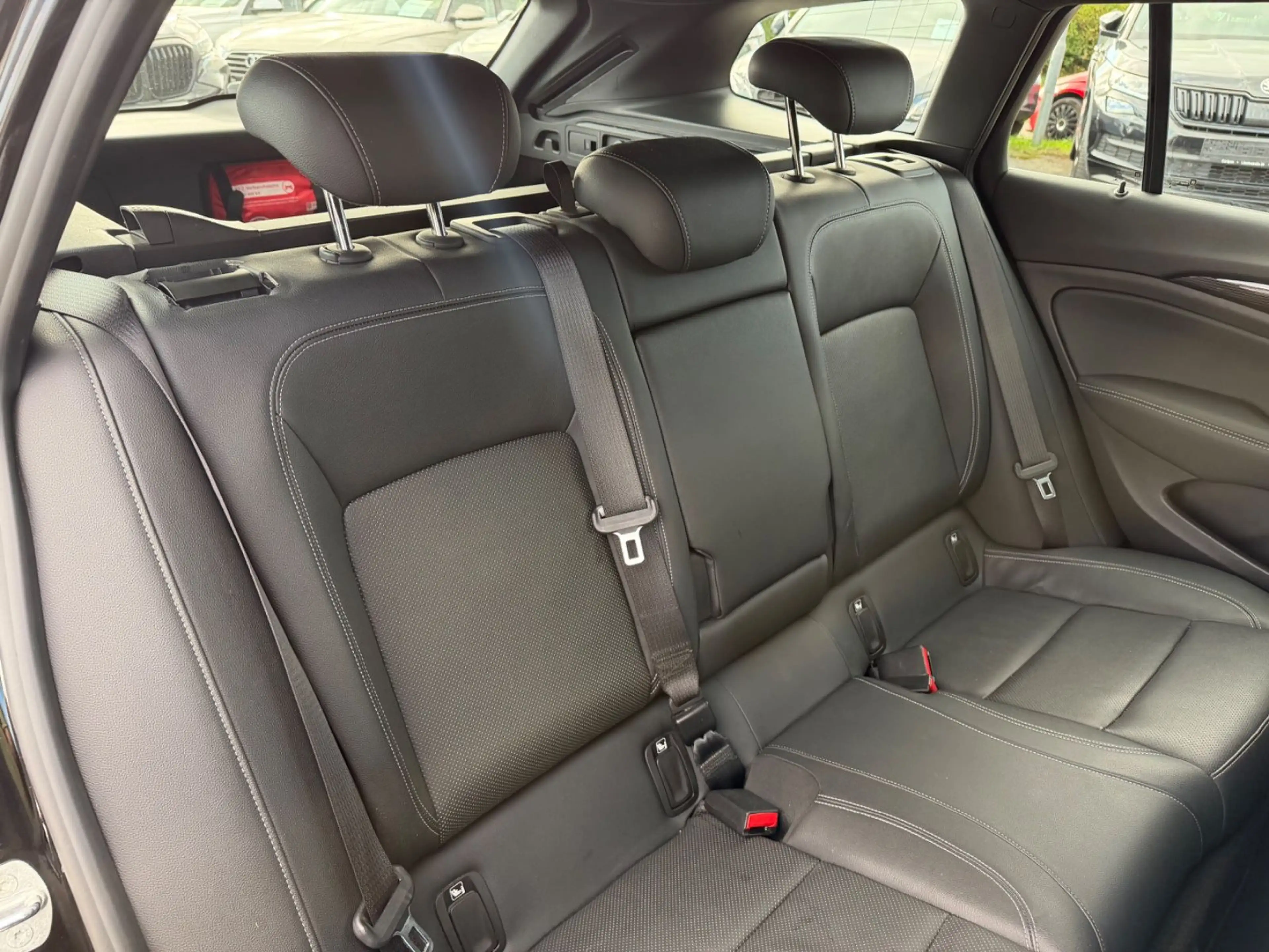 Opel Insignia B Sports Tourer Business 4x4 Headup LED — photo 15
