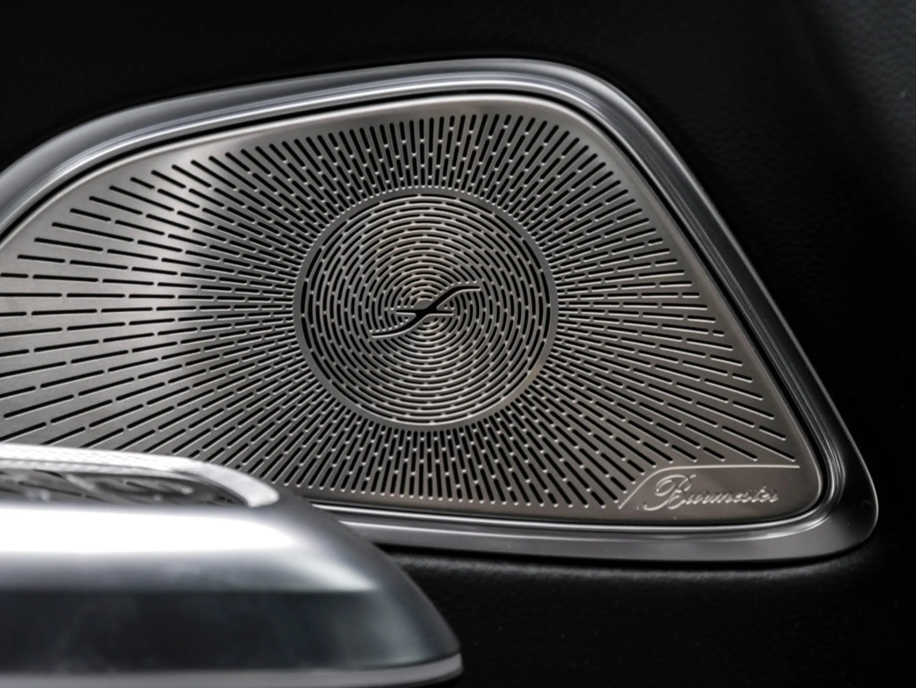 Mercedes-Benz E 220 d 4M AMG-Sport/Pano/Super/360/Burm/DIGITAL — photo 15