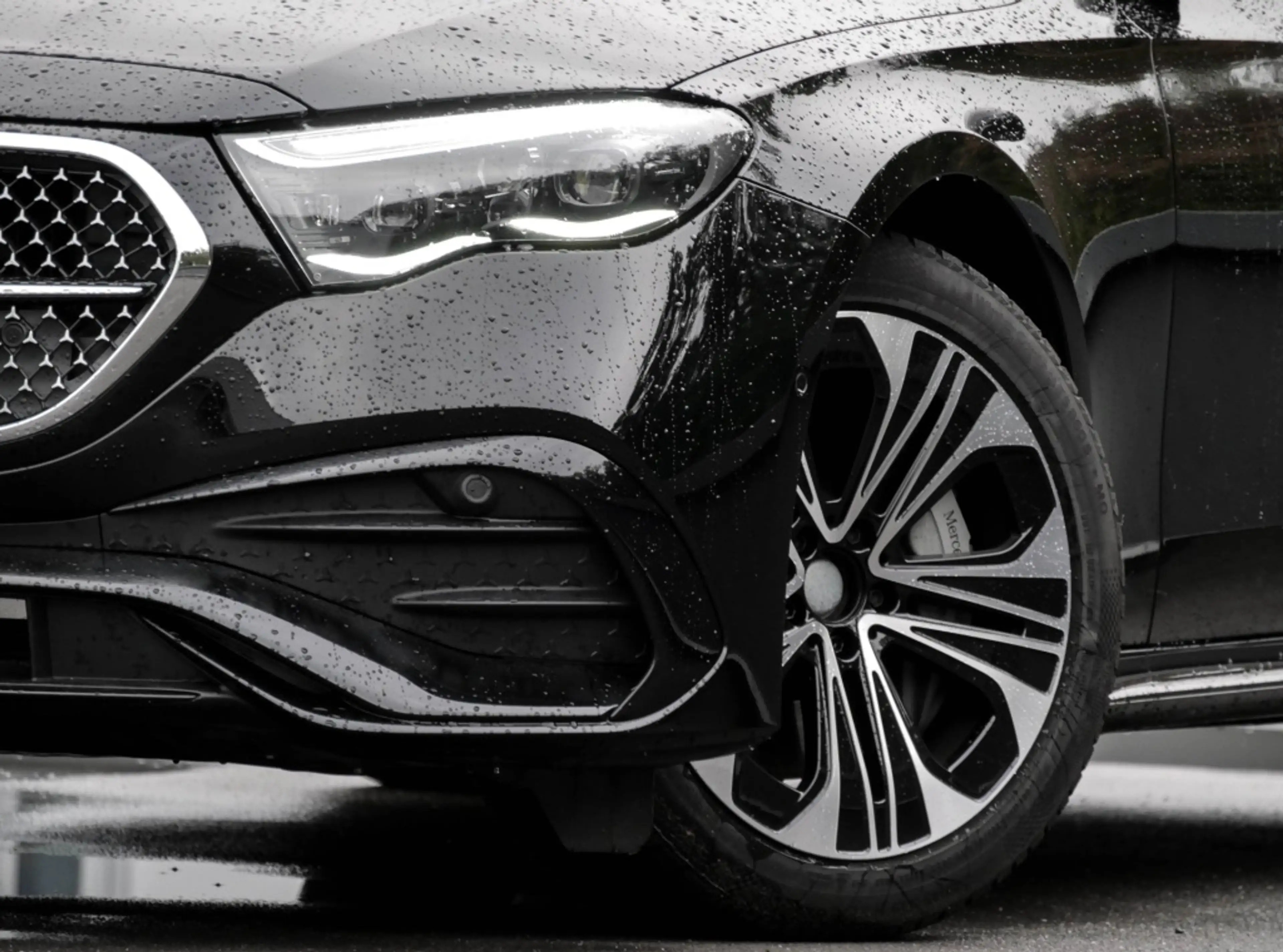Mercedes-Benz E 220 d 4M AMG-Sport/Pano/Super/360/Burm/DIGITAL — photo 6