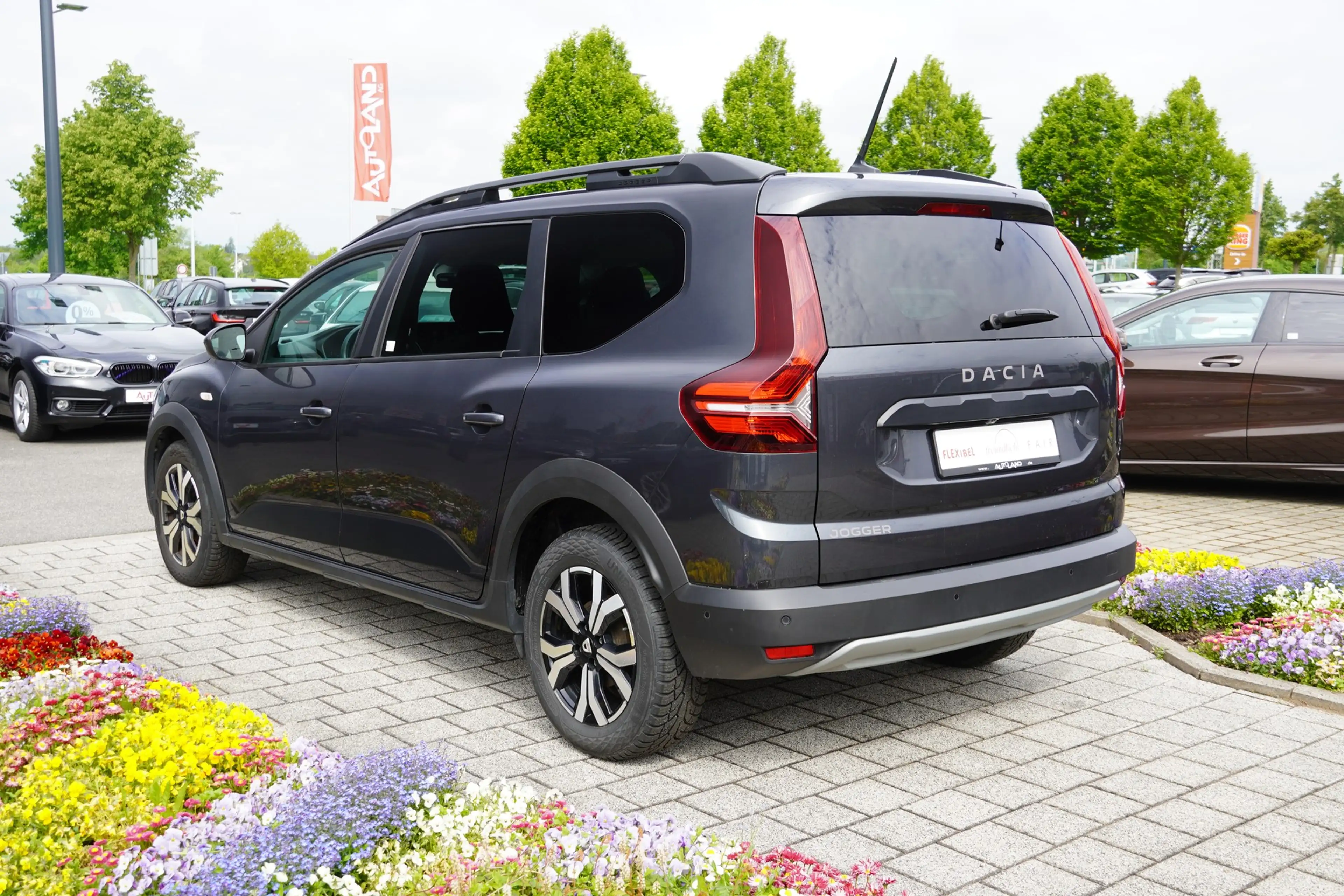 Dacia Jogger 1.0 TCE Comfort Navi Tempomat Sitzheizung — photo 7