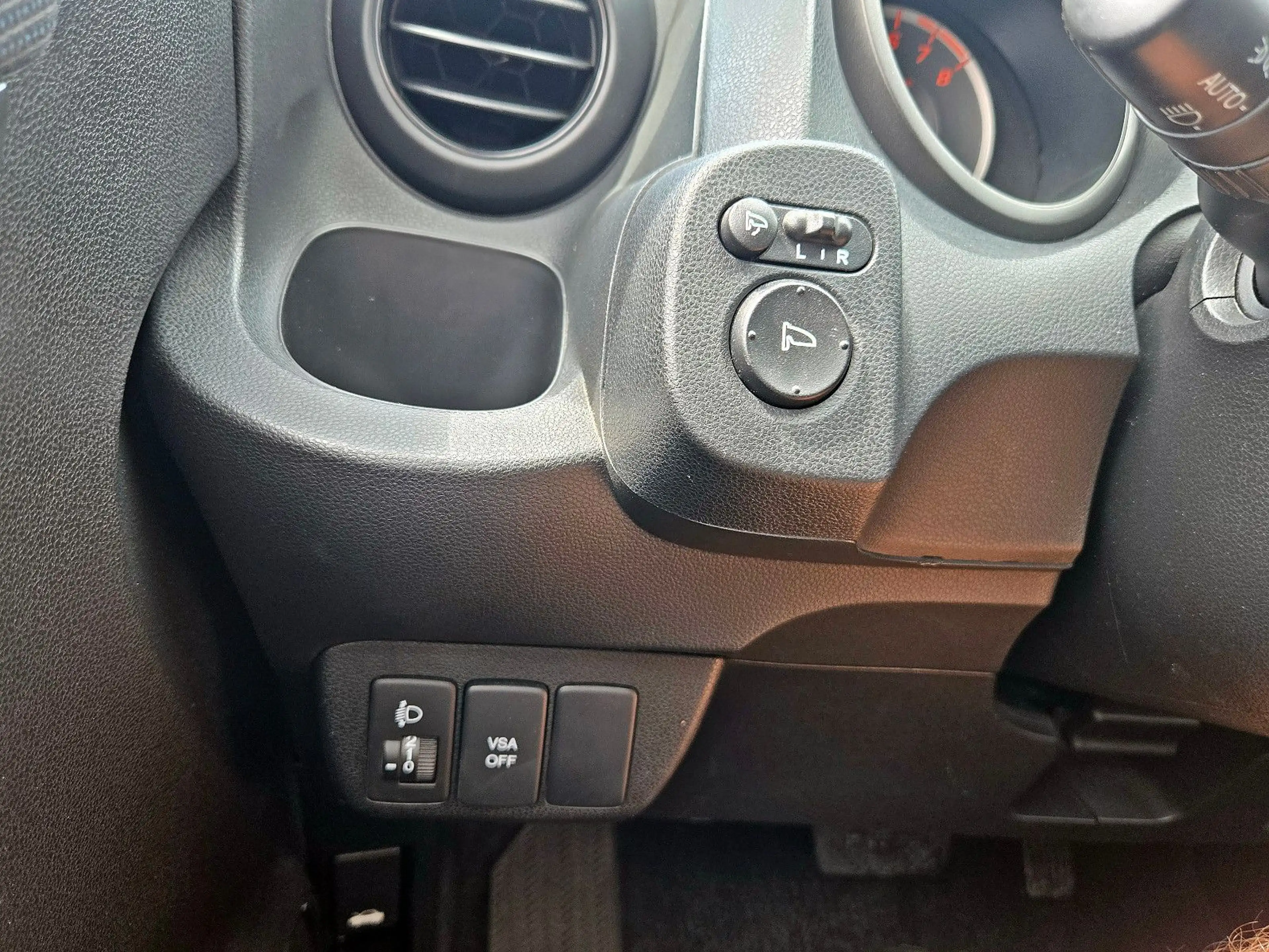 Honda Jazz 1.4 Exclusive, TÜV+SERVICE NEU, PANO, Sitzh — photo 13