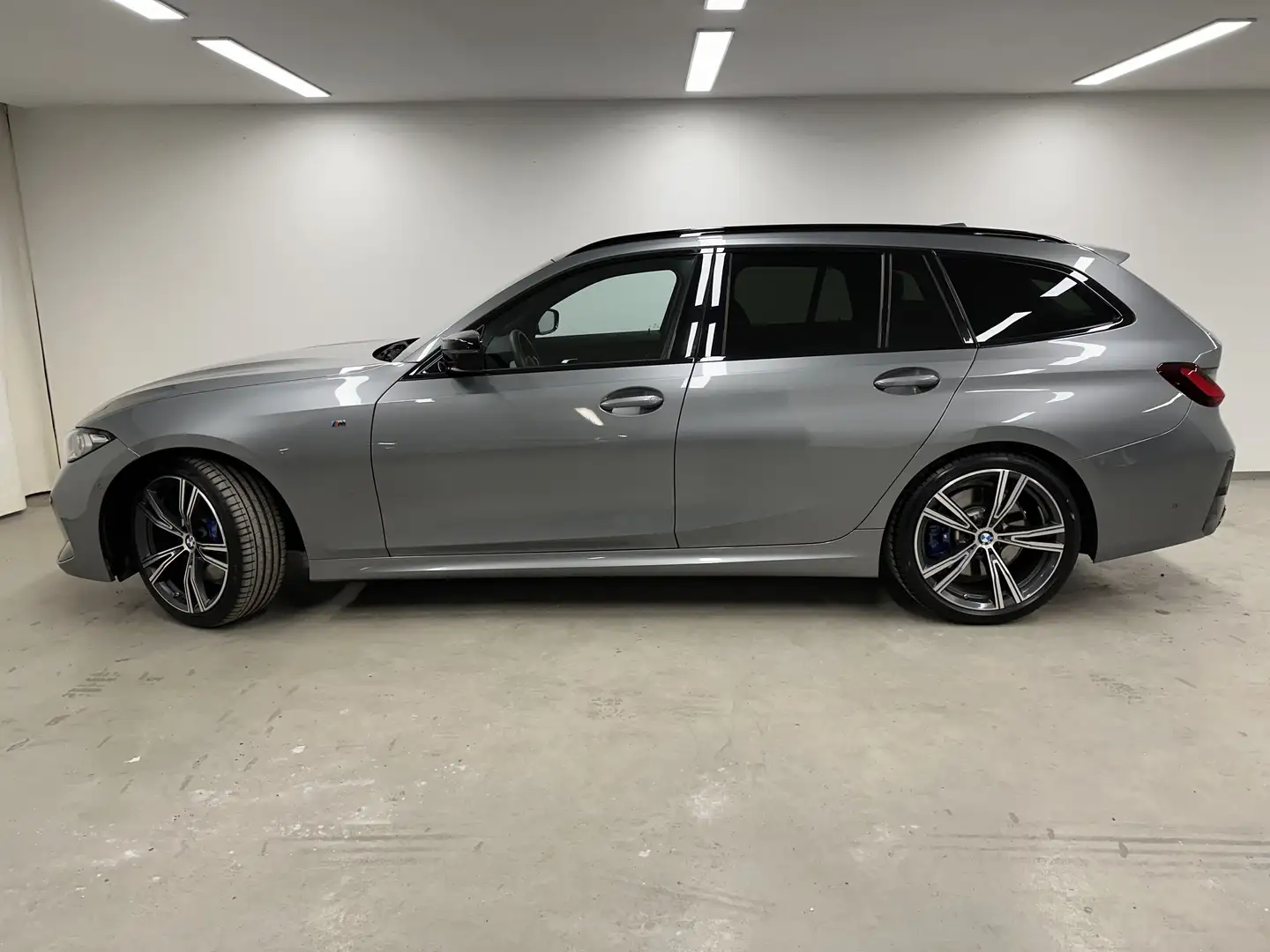 BMW 340 M340d xDrive Touring+PA+LED+Panorama+DA-Prof.+HK Szürke - 2