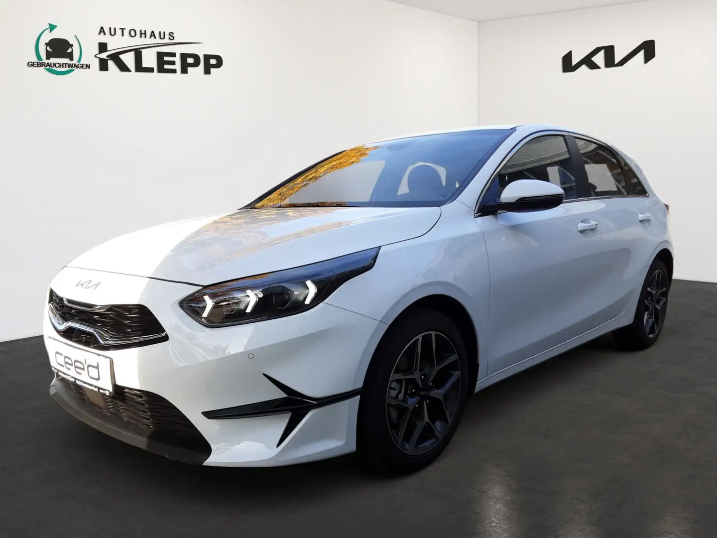 Kia Ceed / cee'd 1.5 T-GDI 140 PS DCT 7 Spirit TEC Blanc - 1