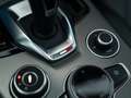 Alfa Romeo Stelvio 2.0T 280pk AWD Veloce | Pano-dak | Adapt. cruise | Zwart - thumbnail 30
