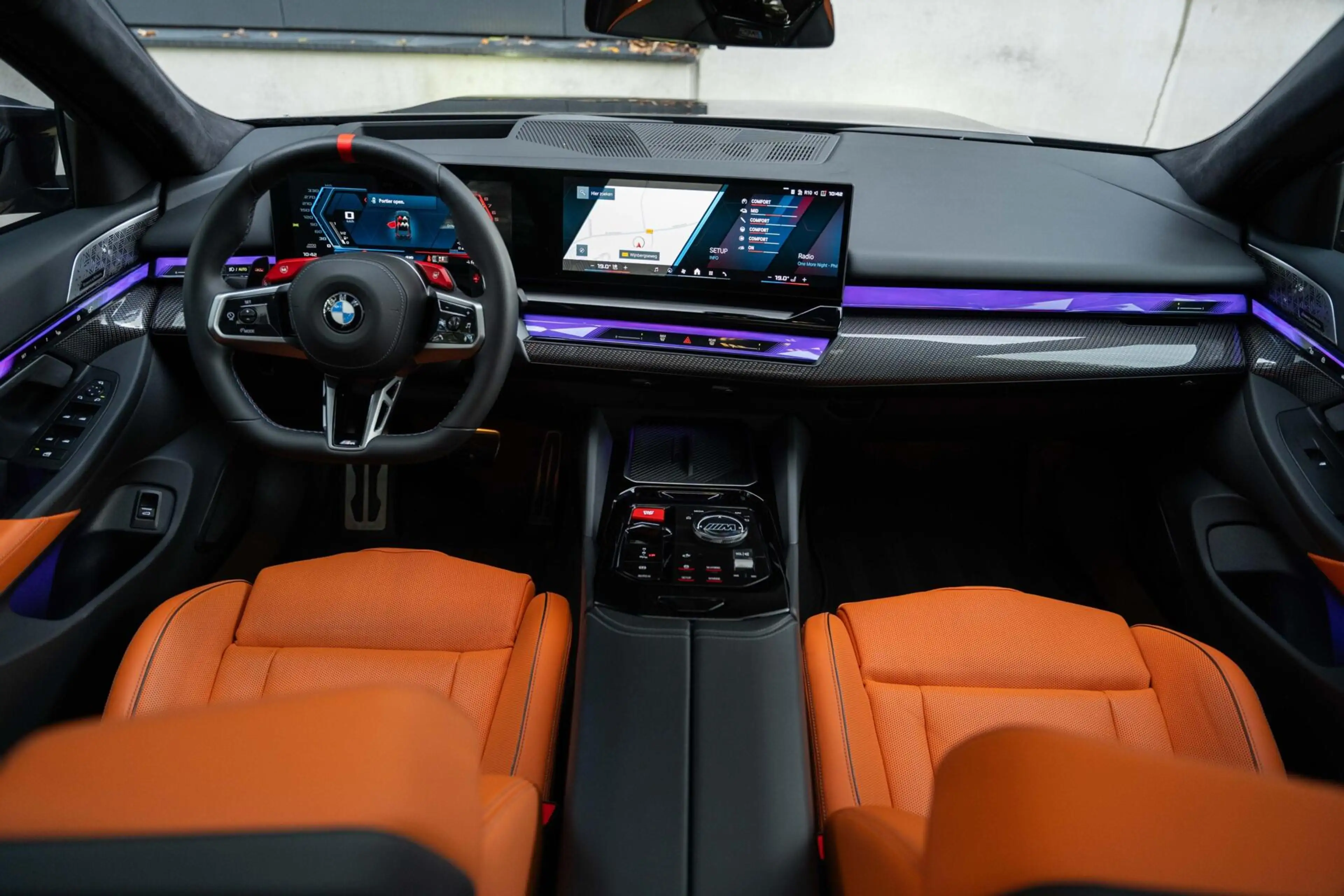 BMW M5 5-serie Touring — photo 14