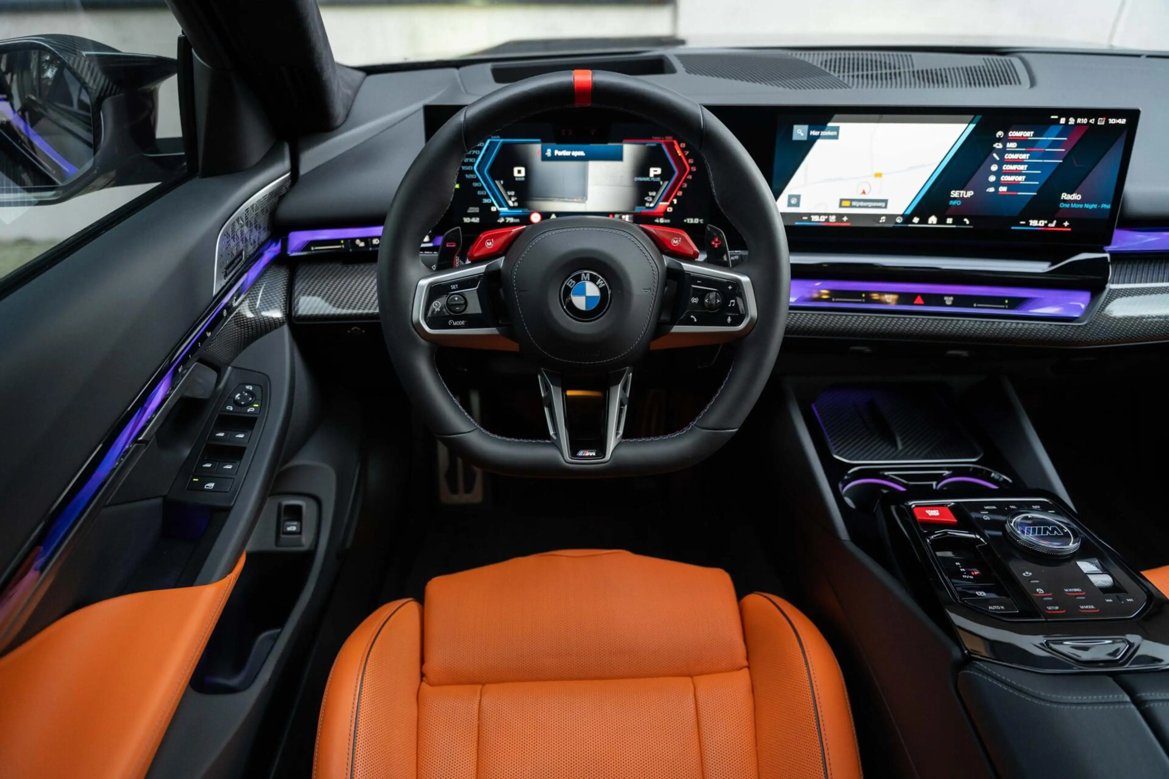 BMW M5 5-serie Touring — photo 39
