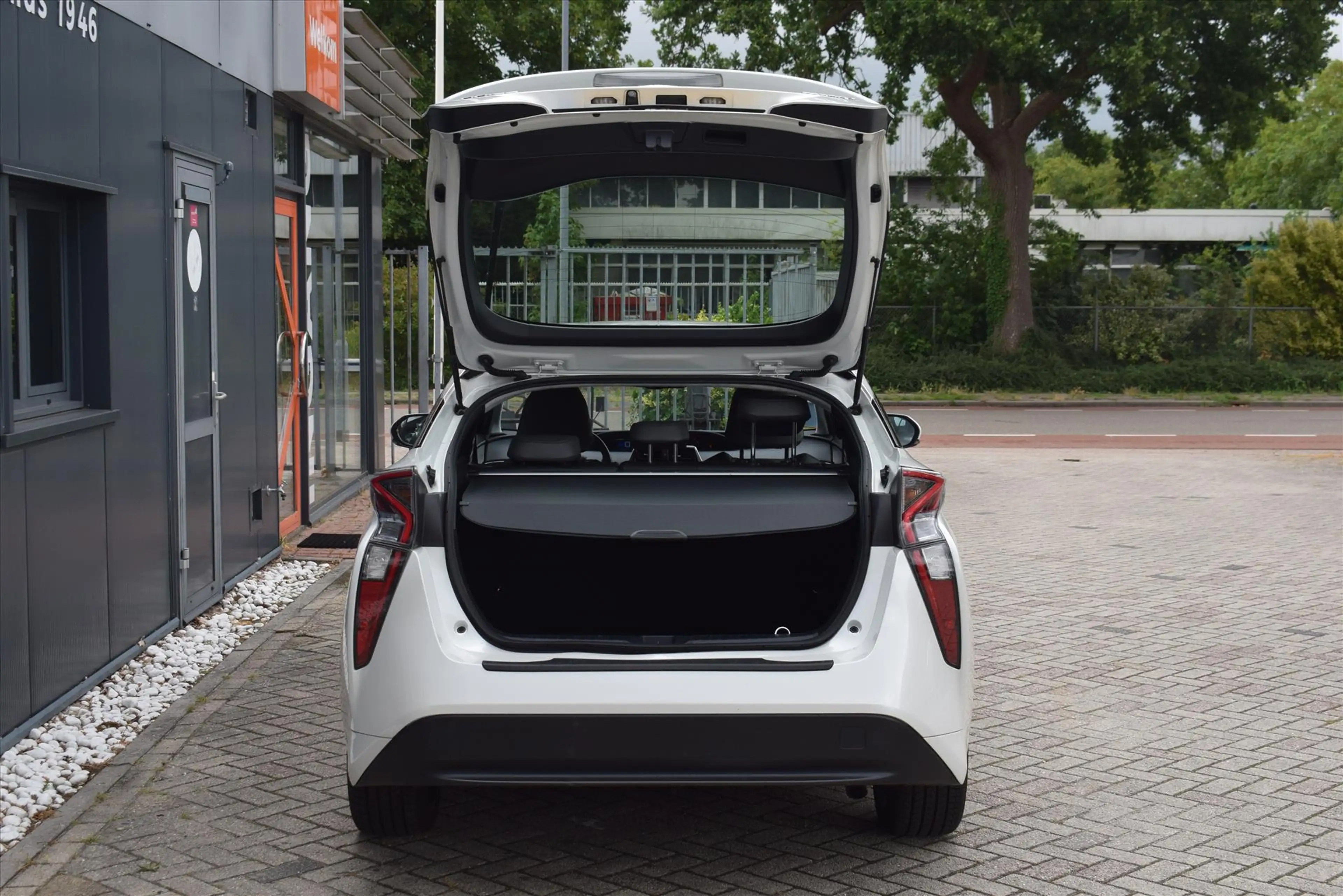 Toyota Prius 1.8 Full Hybrid 122PK Aut Black Edition — photo 15