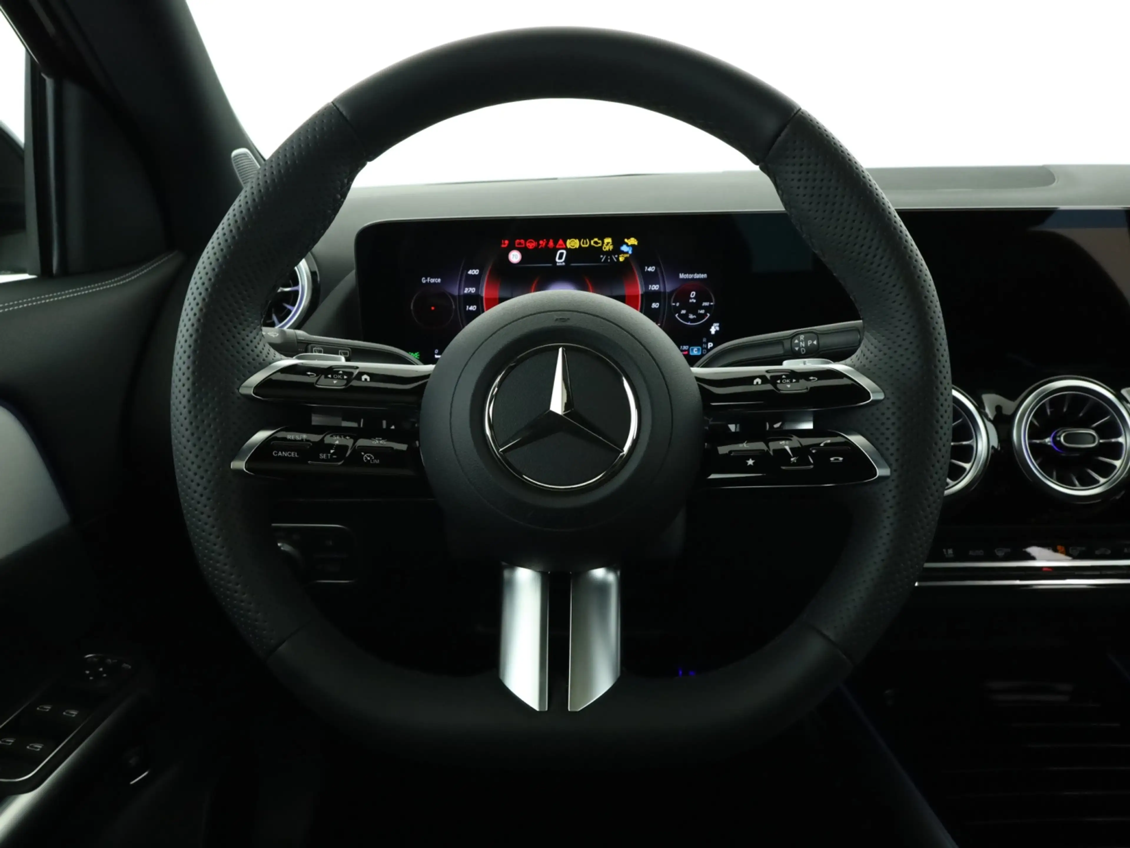 Mercedes-Benz GLA 220 d 4MATIC AMG*Night*360*Fahrass.*Pano*AHK — photo 11