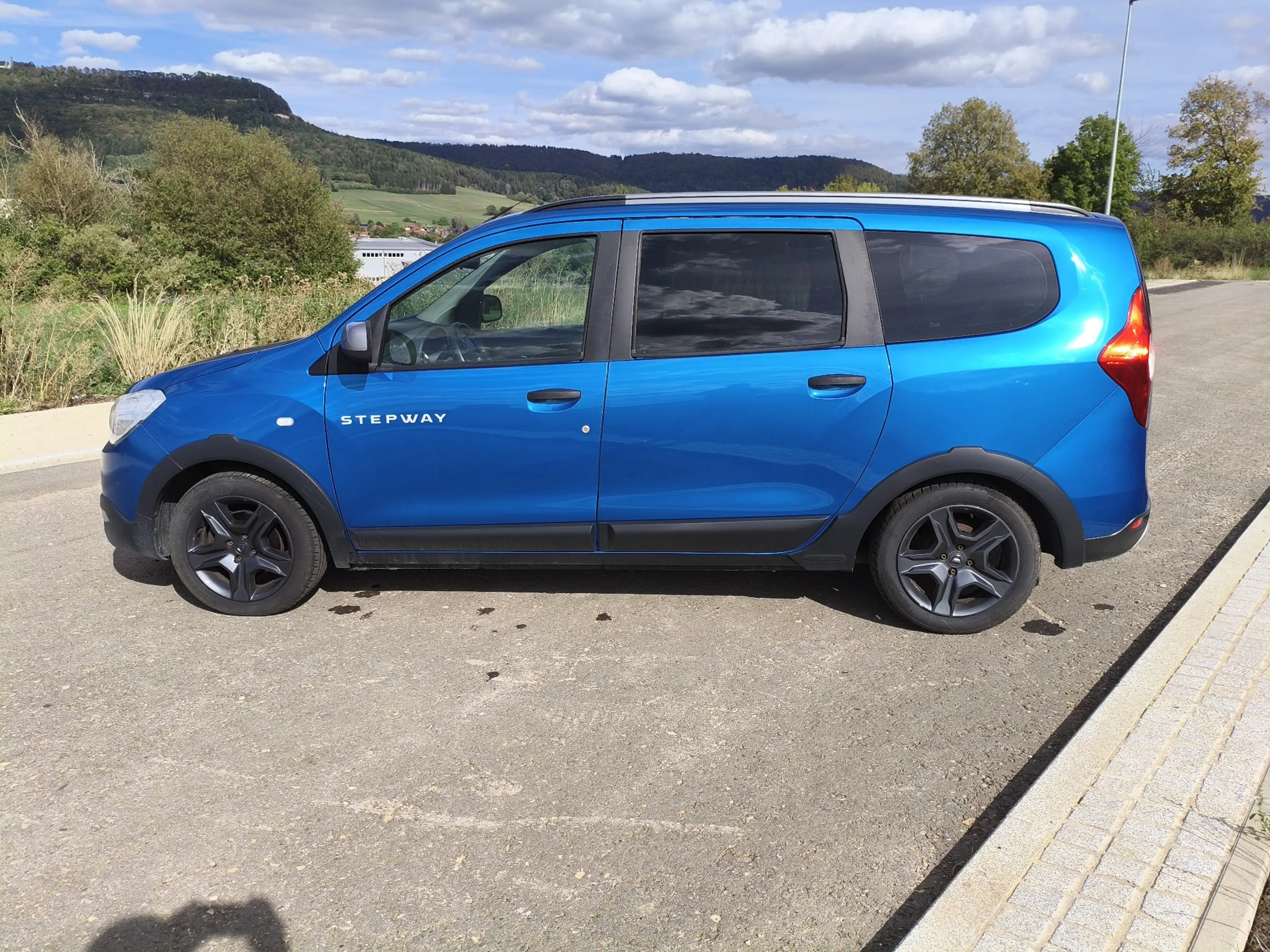 Dacia Lodgy Stepway Celebration Tüv 2028/09 Kamera — photo 7