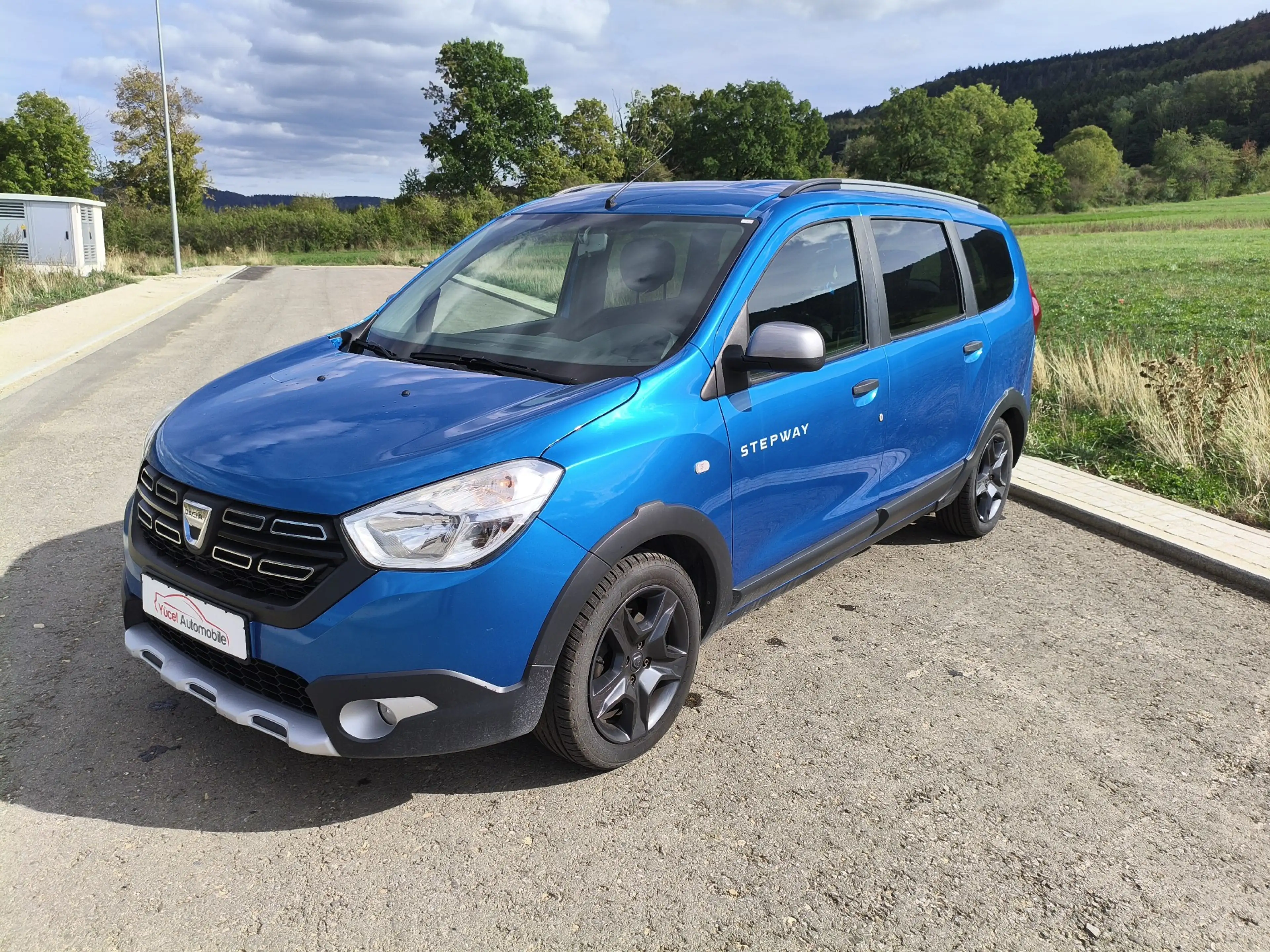 Dacia Lodgy Stepway Celebration Tüv 2028/09 Kamera — photo 3