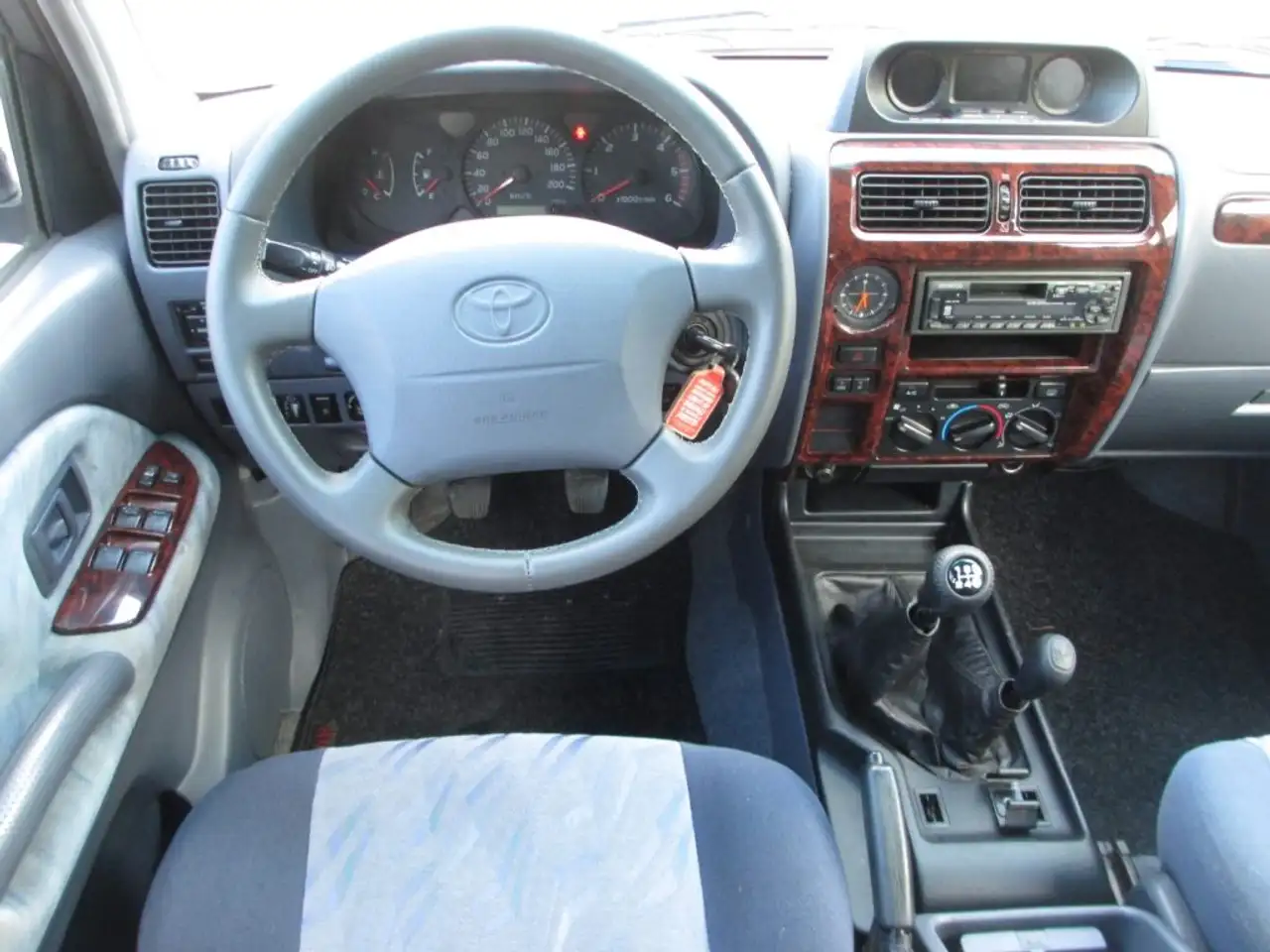 Toyota Land Cruiser 3,0 TD D-4D Common Rail, foto 3