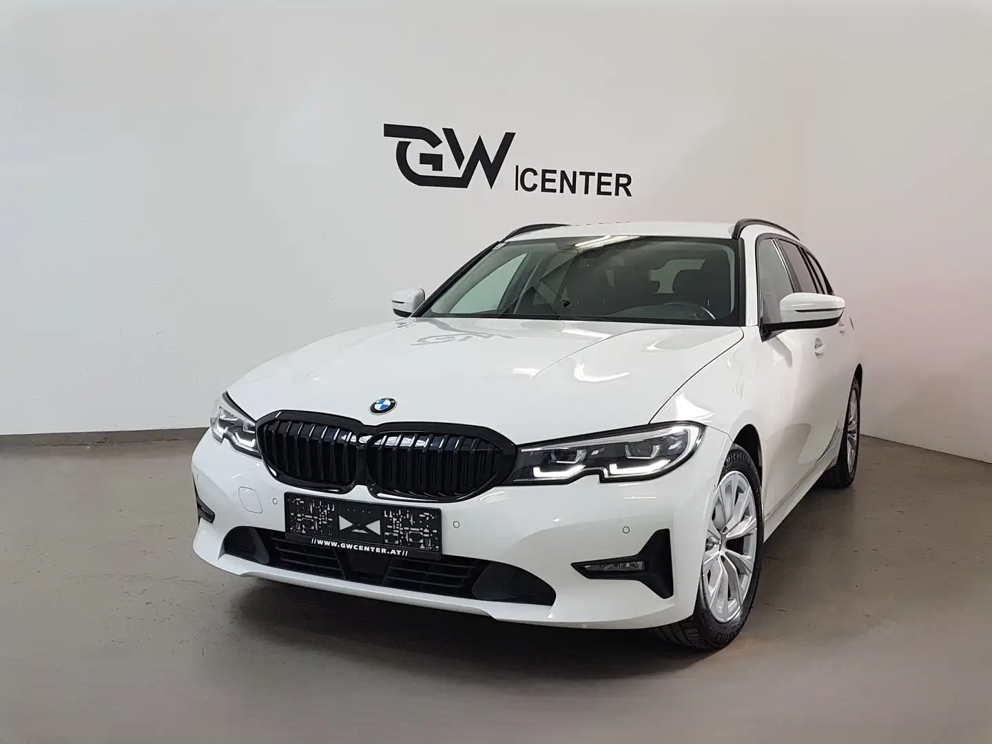 BMW 320 d xDrive Sportsitze LED M Lenkrad AHK ACC Weiß - 1
