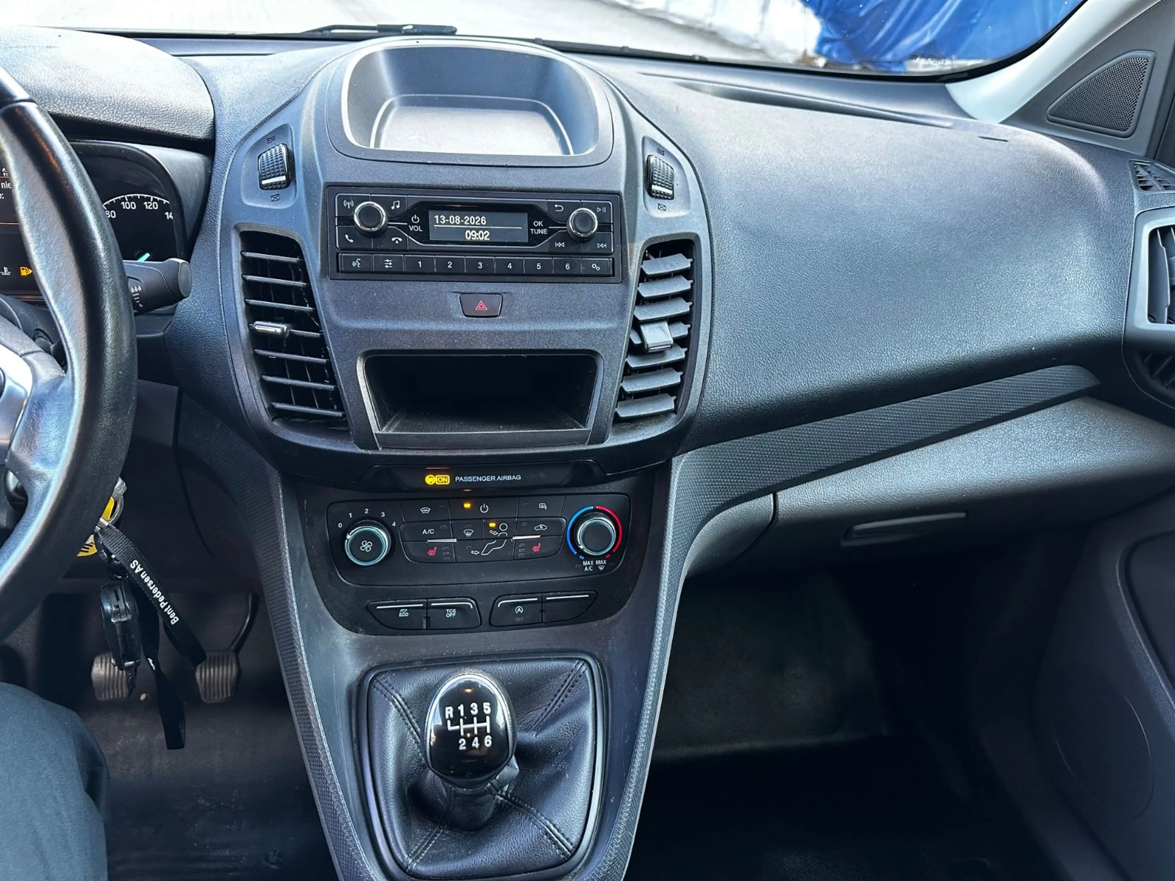 Ford Transit Connect 1.5TDCi Kasten*Regale*Klima*AHK — photo 9