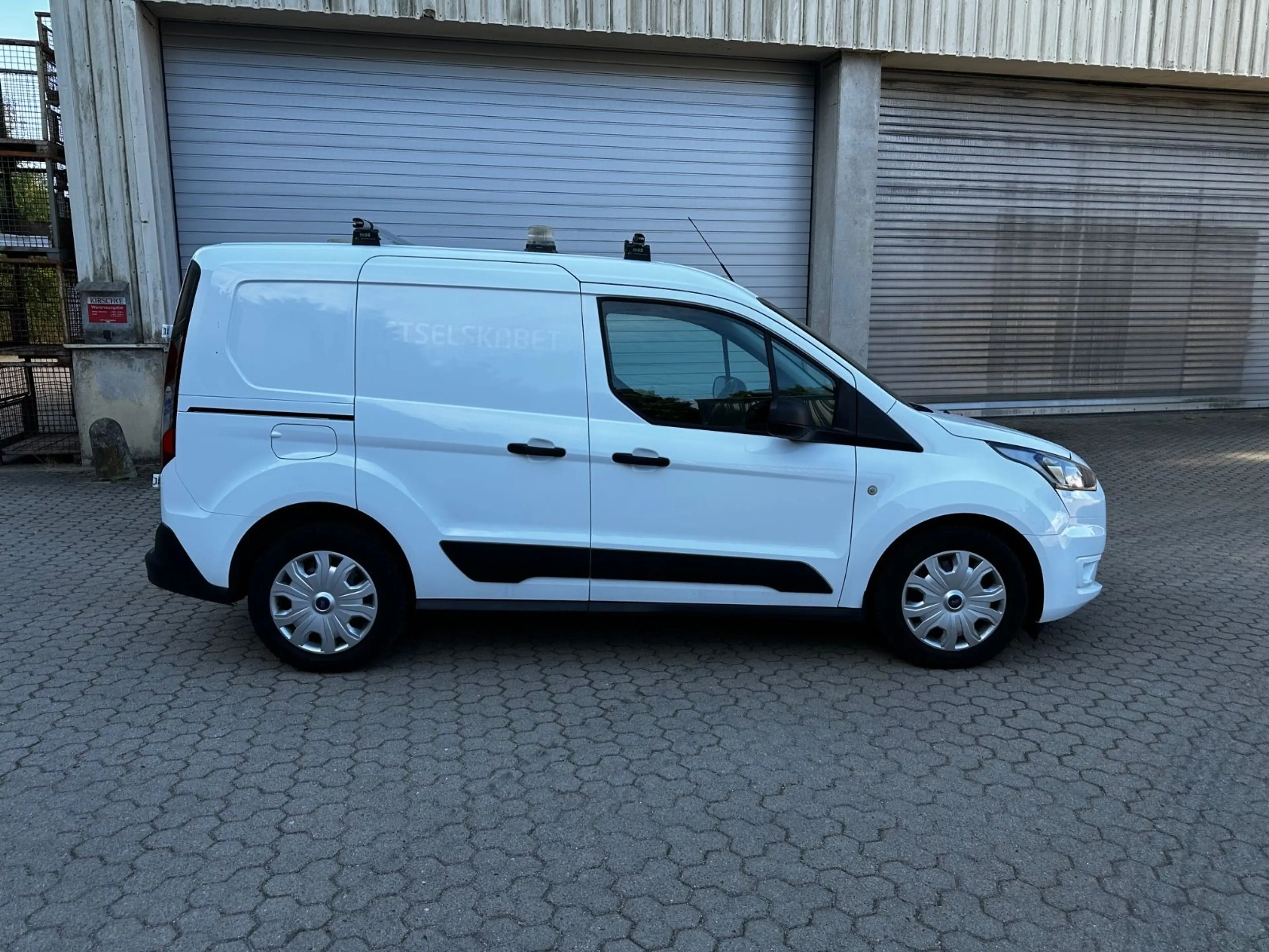 Ford Transit Connect 1.5TDCi Kasten*Regale*Klima*AHK — photo 15