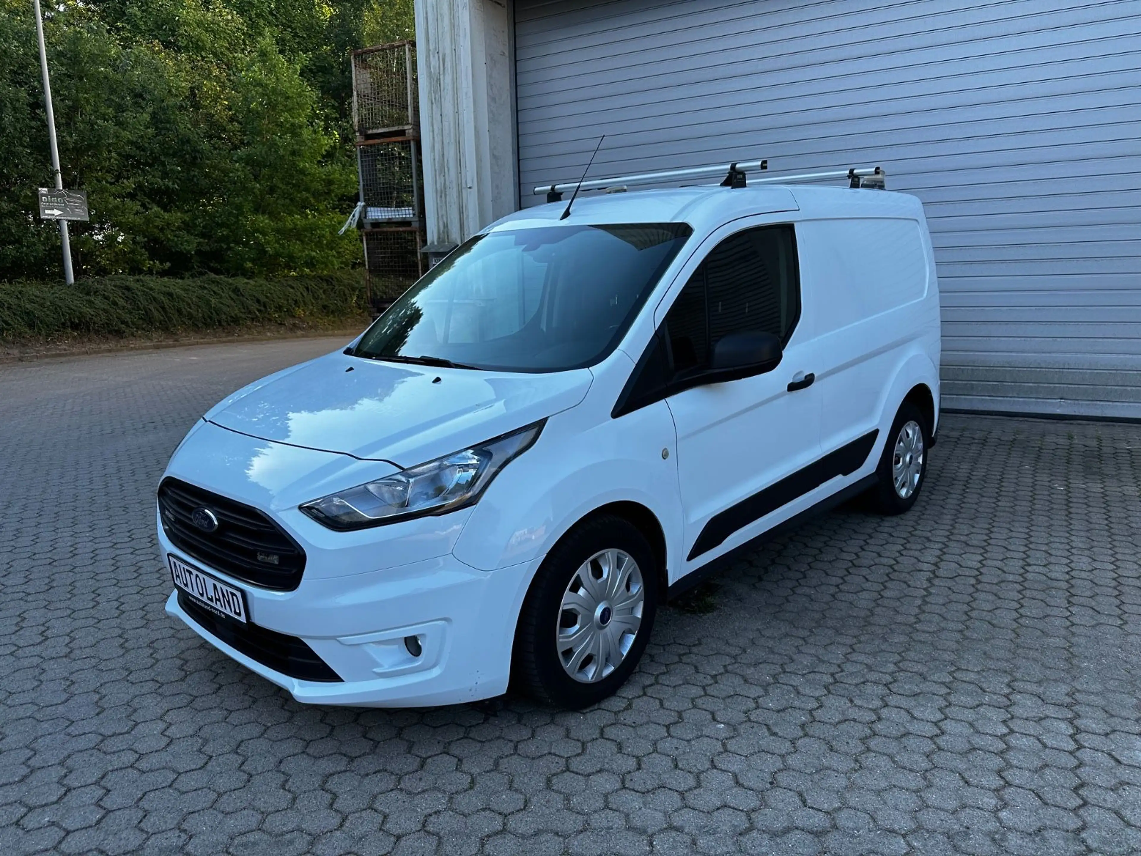 Ford Transit Connect 1.5TDCi Kasten*Regale*Klima*AHK