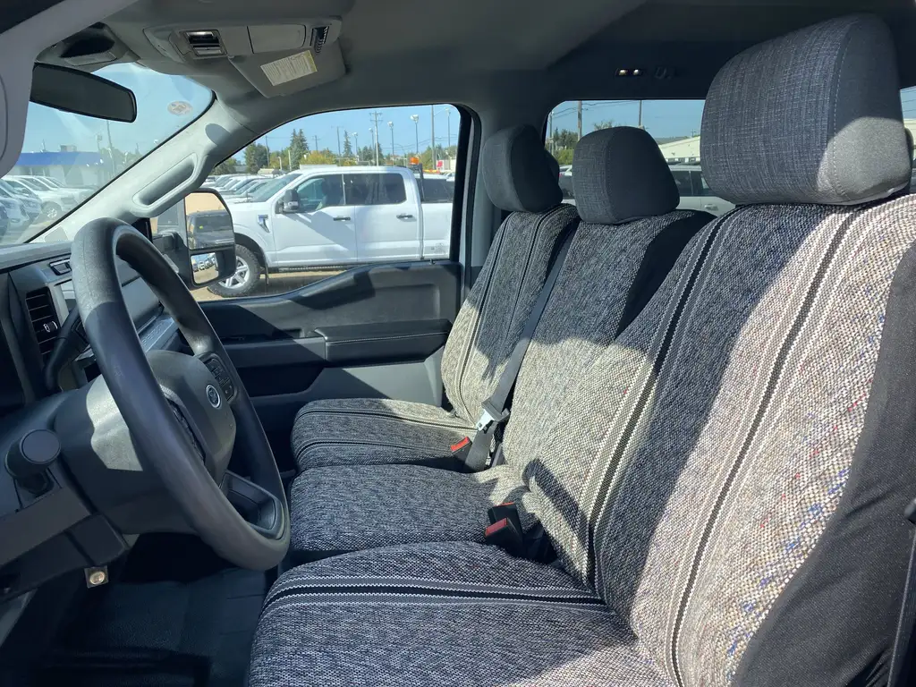 2024 Ford F-350 Super Duty XLT Crew Cab 176 | 4X4 | Tow Hooks | Trailer Sway — photo 8