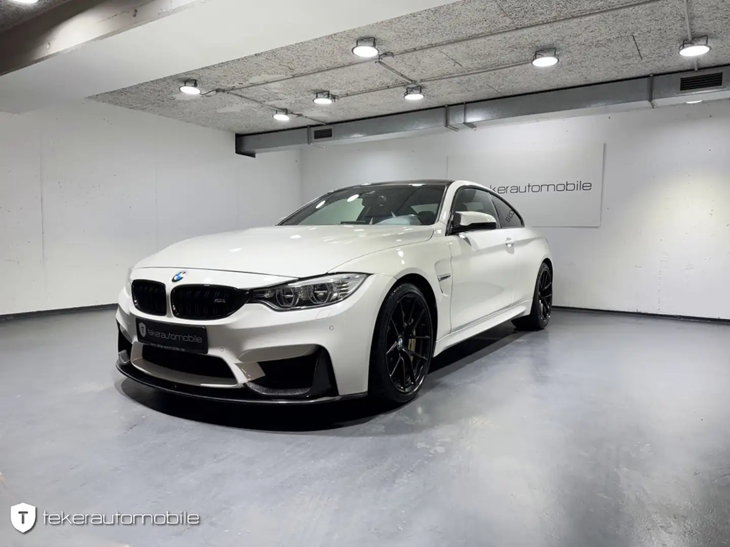 BMW M4 Coupe *Keramikbremsen*Carbon* Biały - 1