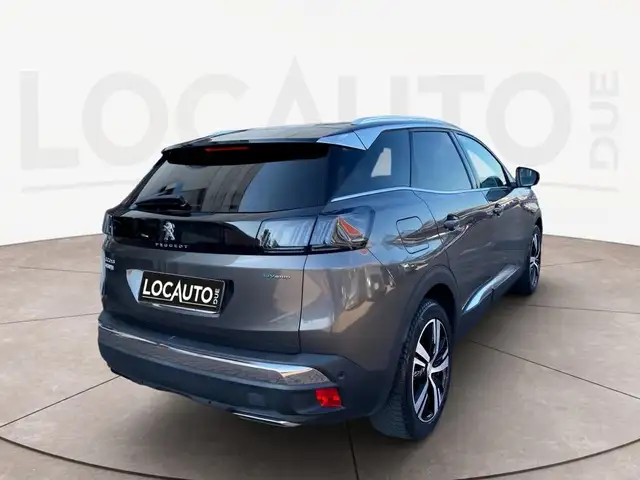 Peugeot 3008 view 4
