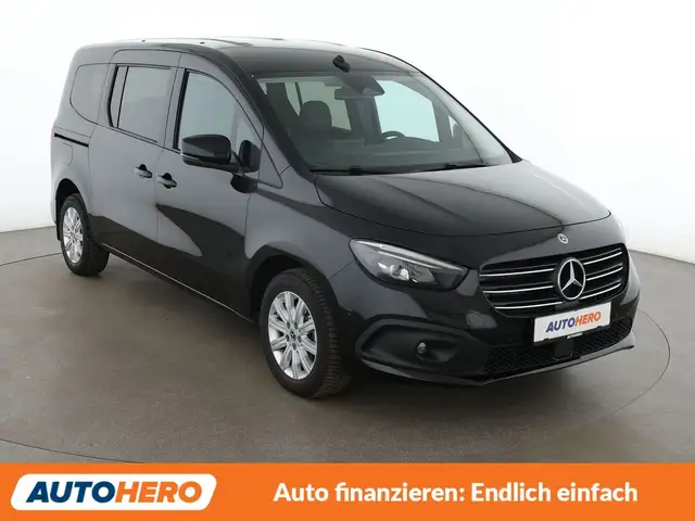 Mercedes-Benz T-Class view 8