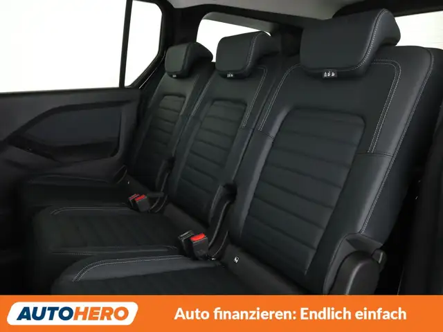 Mercedes-Benz T-Class view 14