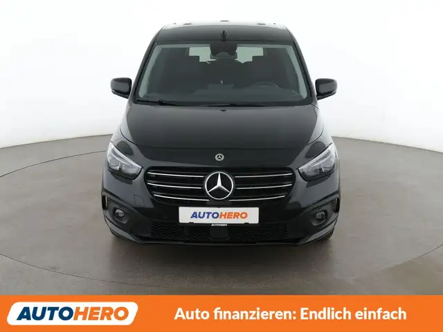 Mercedes-Benz T-Class view 9