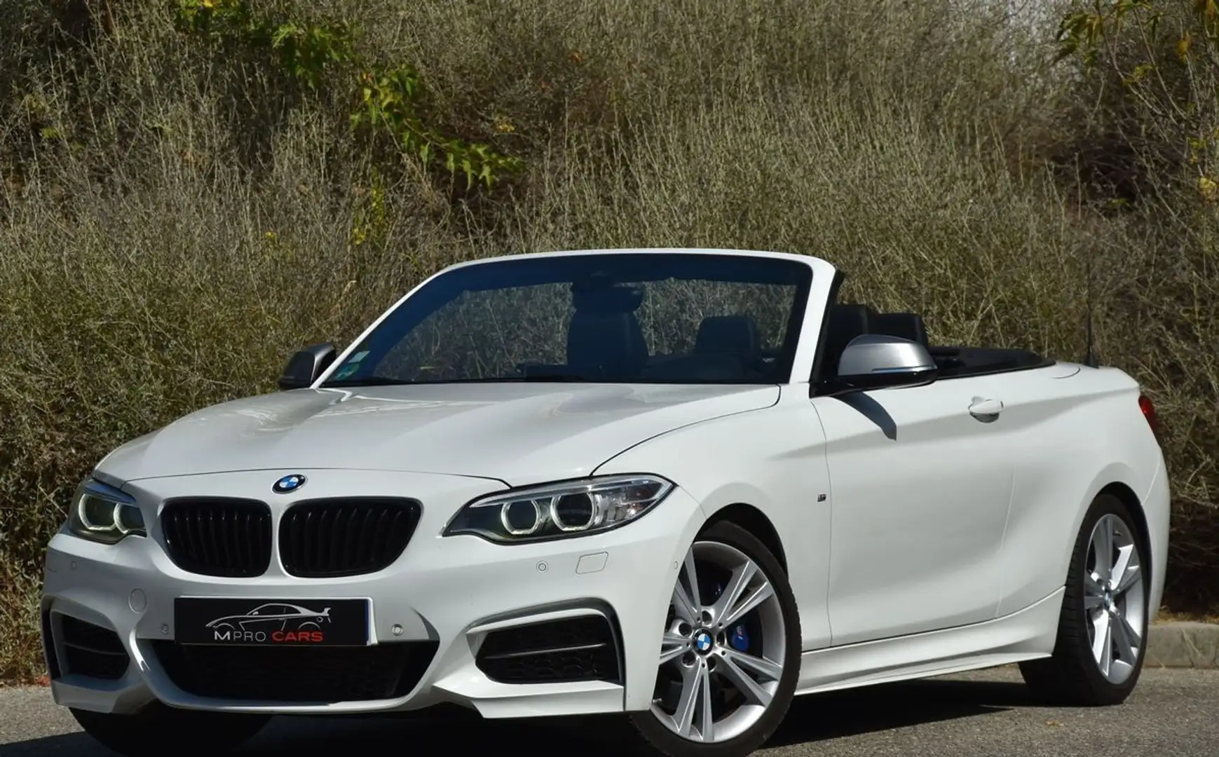 BMW 235 M235i xDrive Cabriolet 326 ch Échappement M Performance Weiß - 1