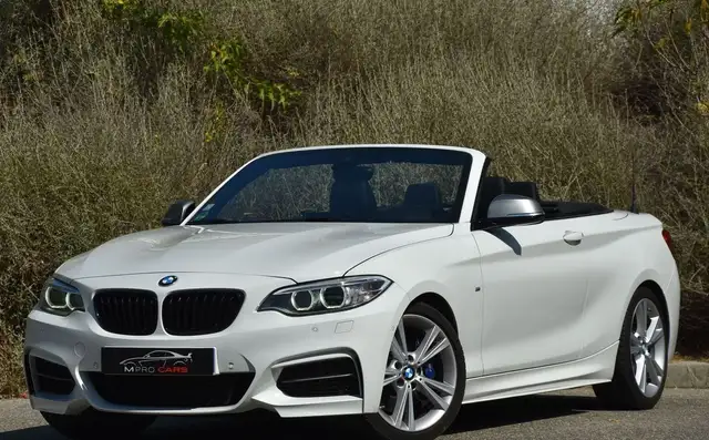 BMW 235 M235i xDrive Cabriolet 326 ch Échappement M Performance