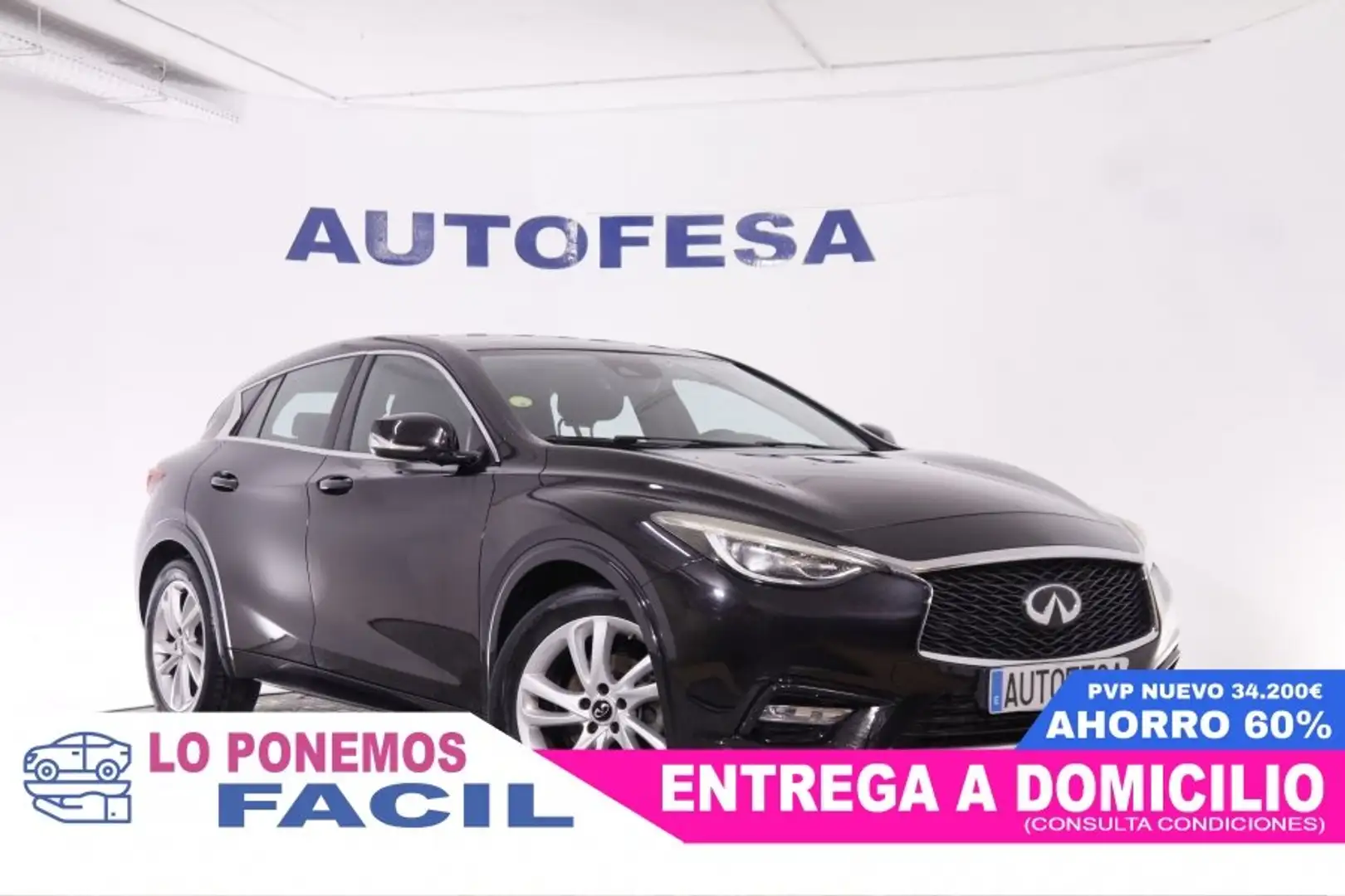 Infiniti Q30 1.5D PREMIUM AUTO 109CV 5P# NAVY, PARKTRONIC Schwarz - 2