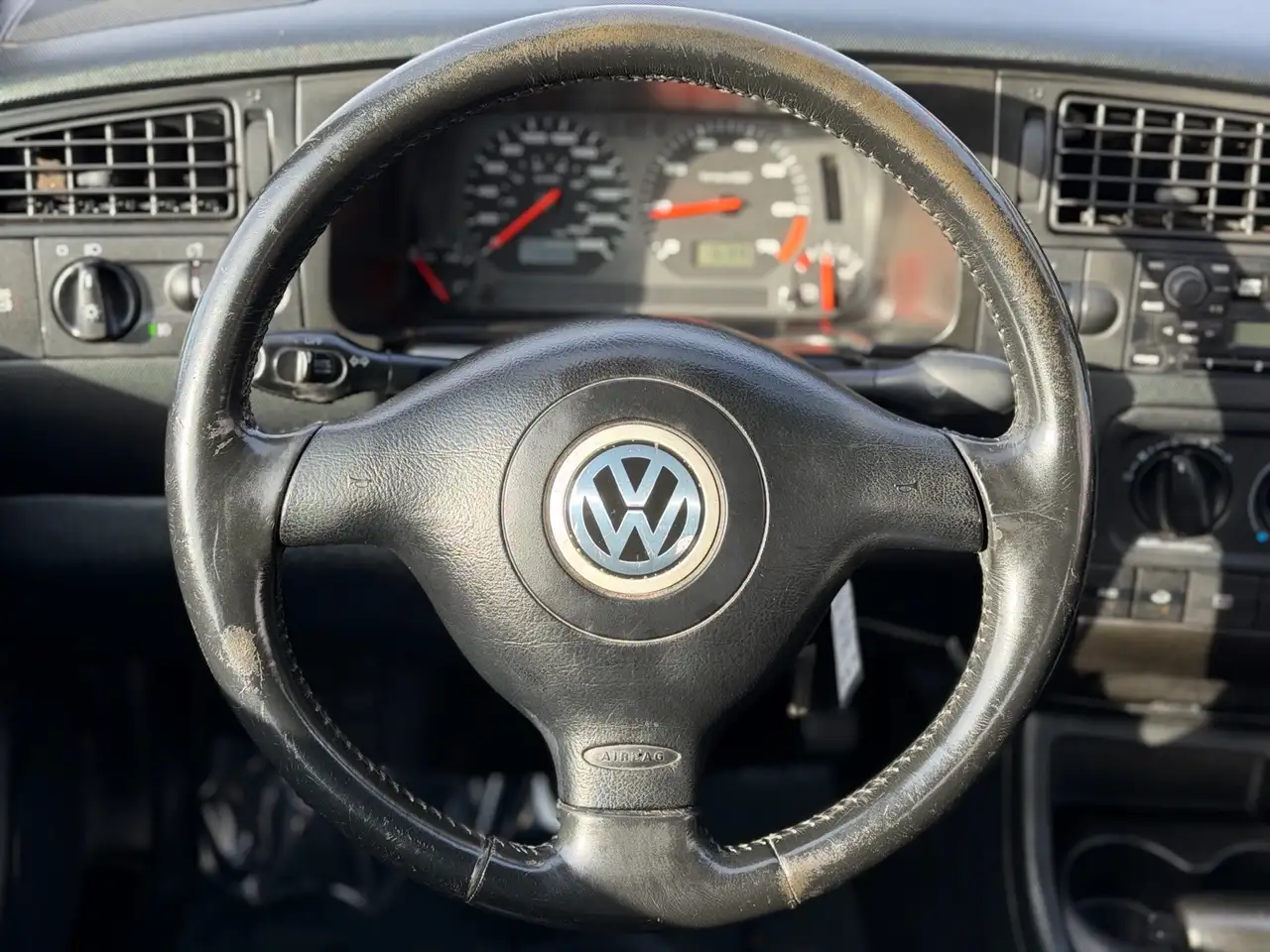 Volkswagen Cabrio снимка Volkswagen Cabrio