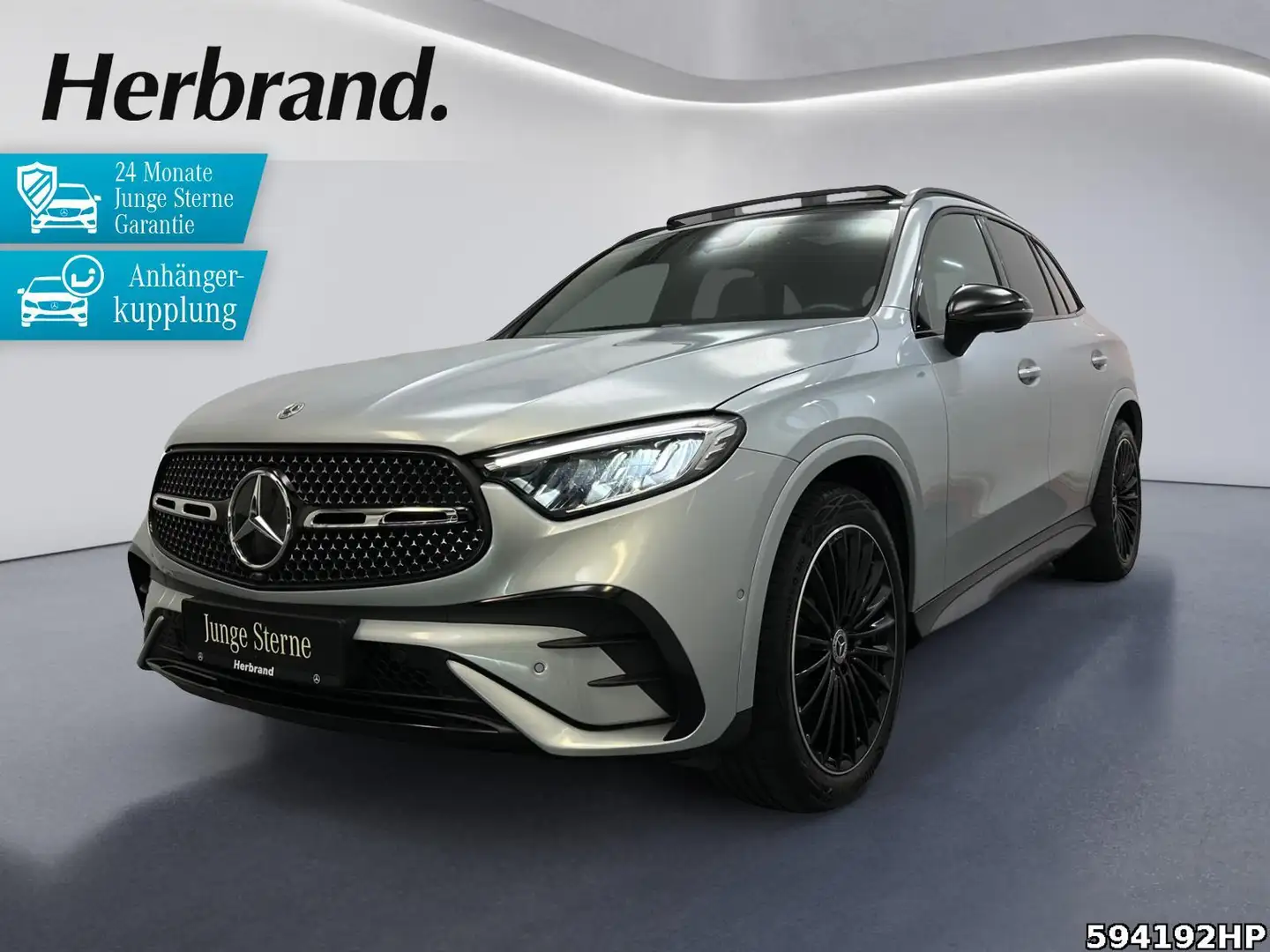 Mercedes-Benz GLC 300 4M AMG  Pano AHK Memory 20Zoll Totwinkel Silber - 1
